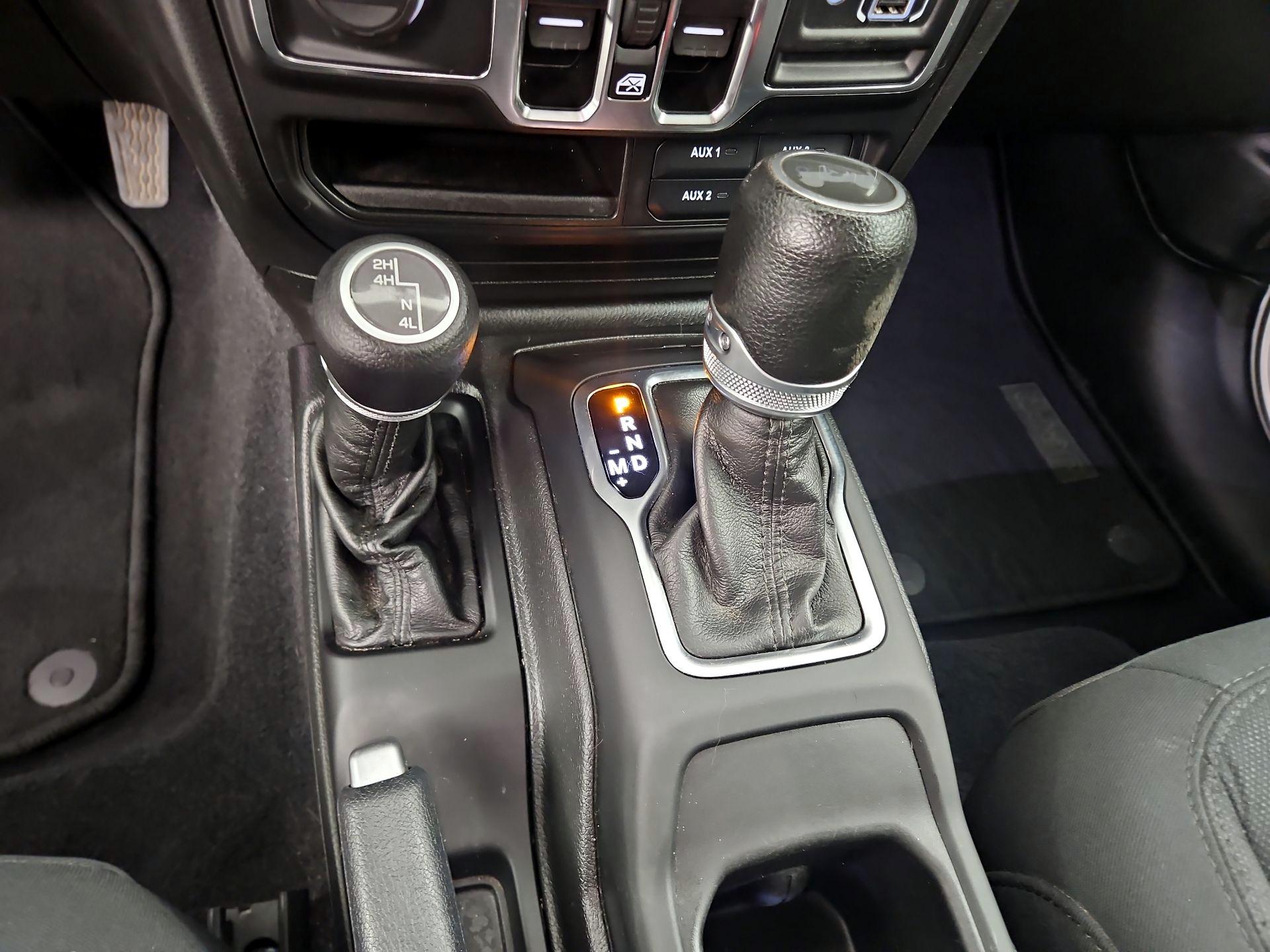 Thumbnail: 2022 Jeep Wrangler - 18