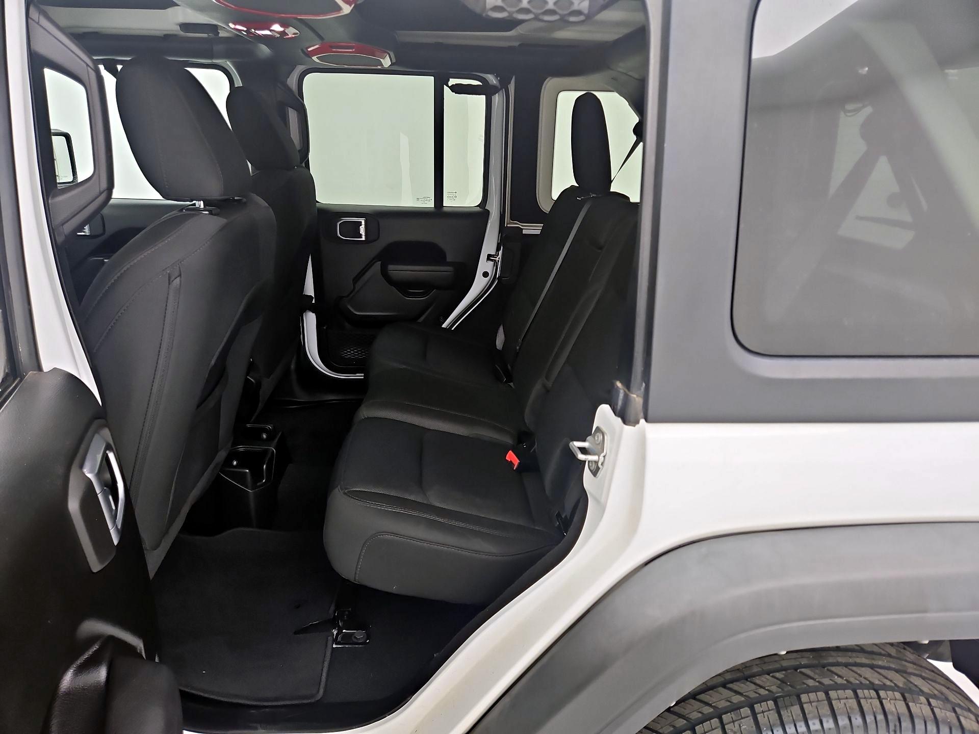 Thumbnail: 2022 Jeep Wrangler - 20