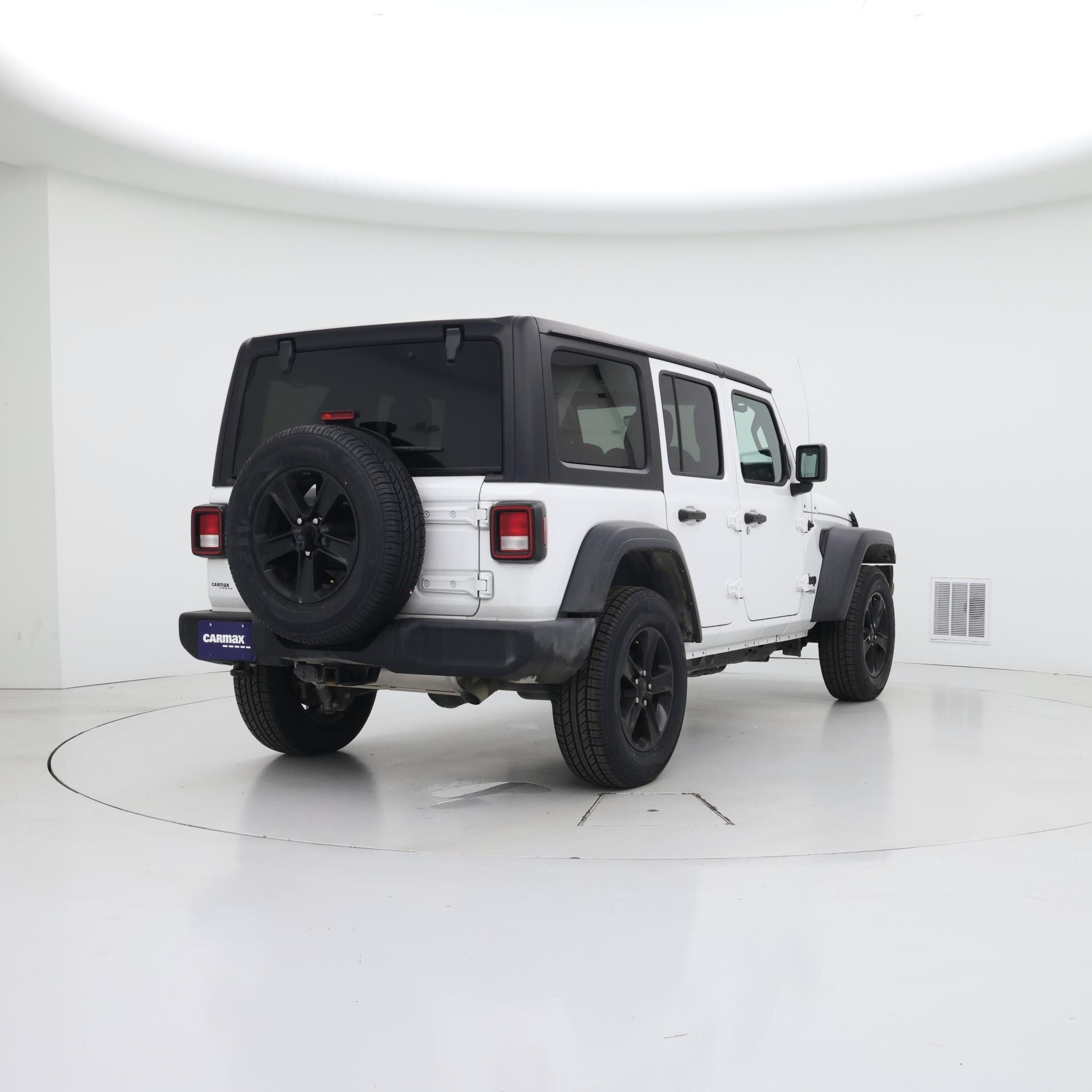 Thumbnail: 2022 Jeep Wrangler - 8