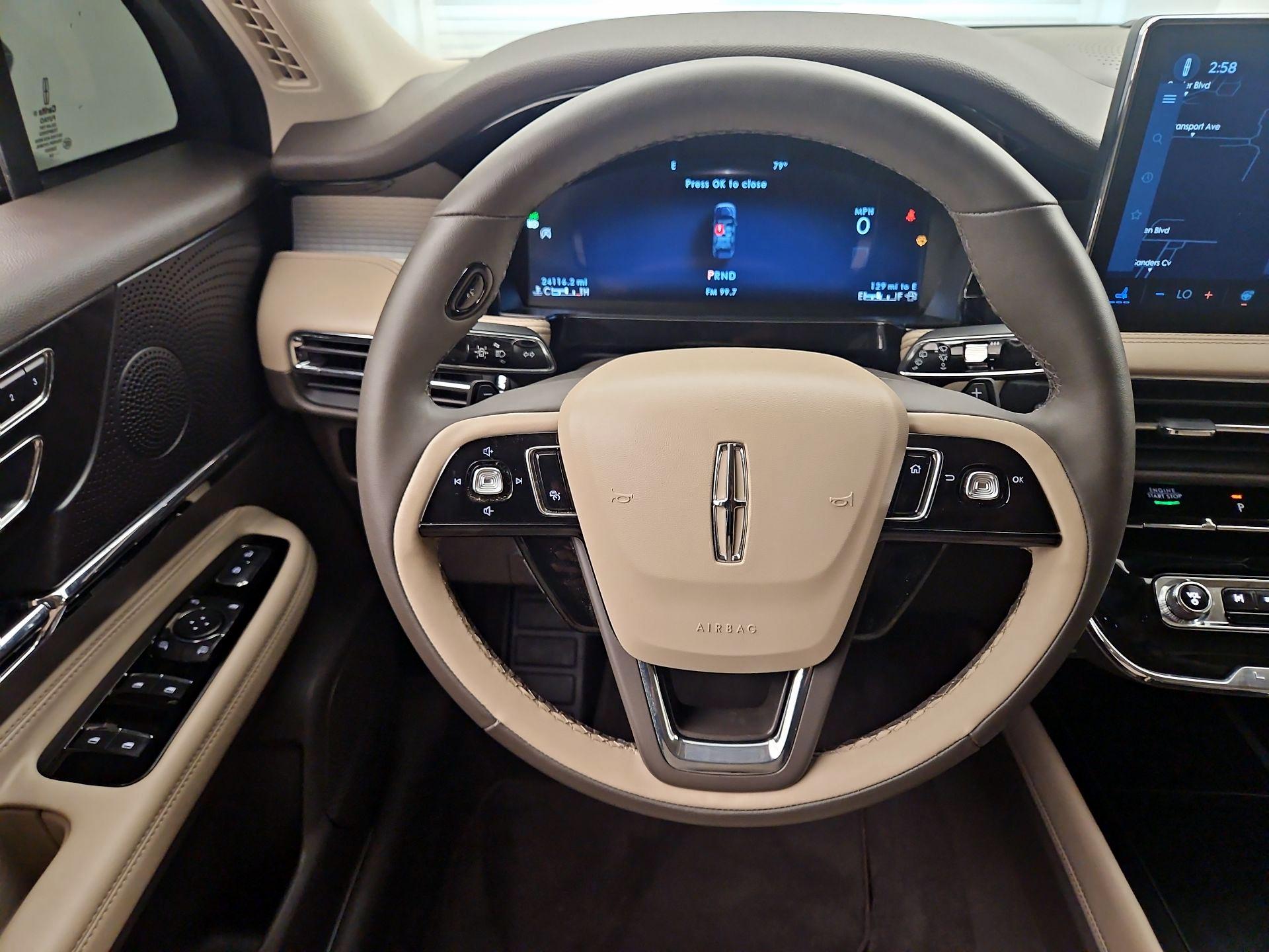 Thumbnail: 2024 Lincoln Corsair - 10