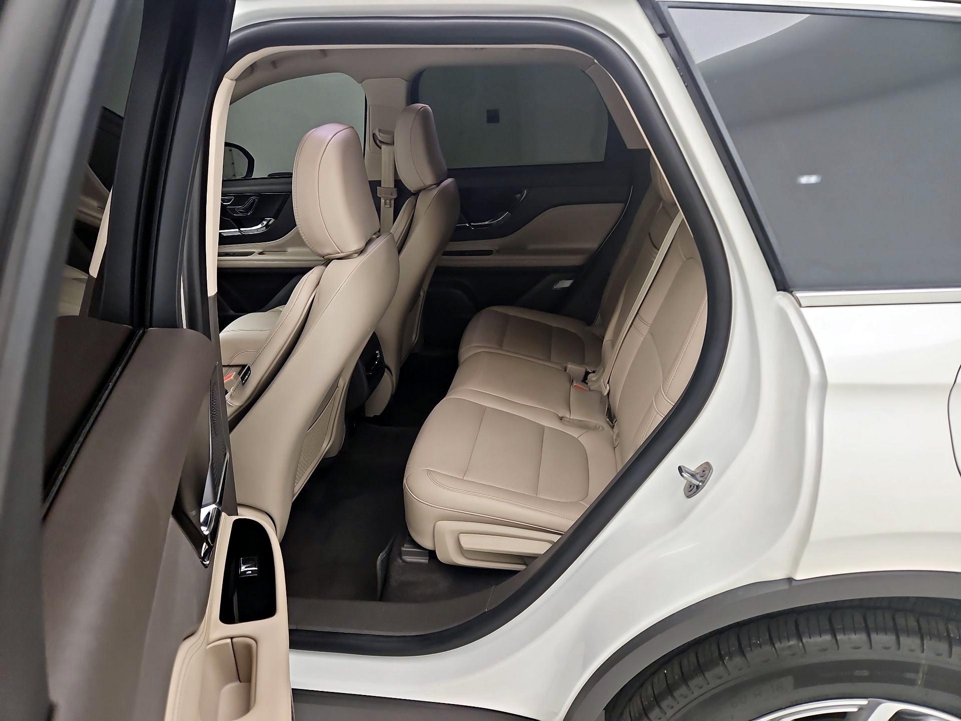 Thumbnail: 2024 Lincoln Corsair - 20