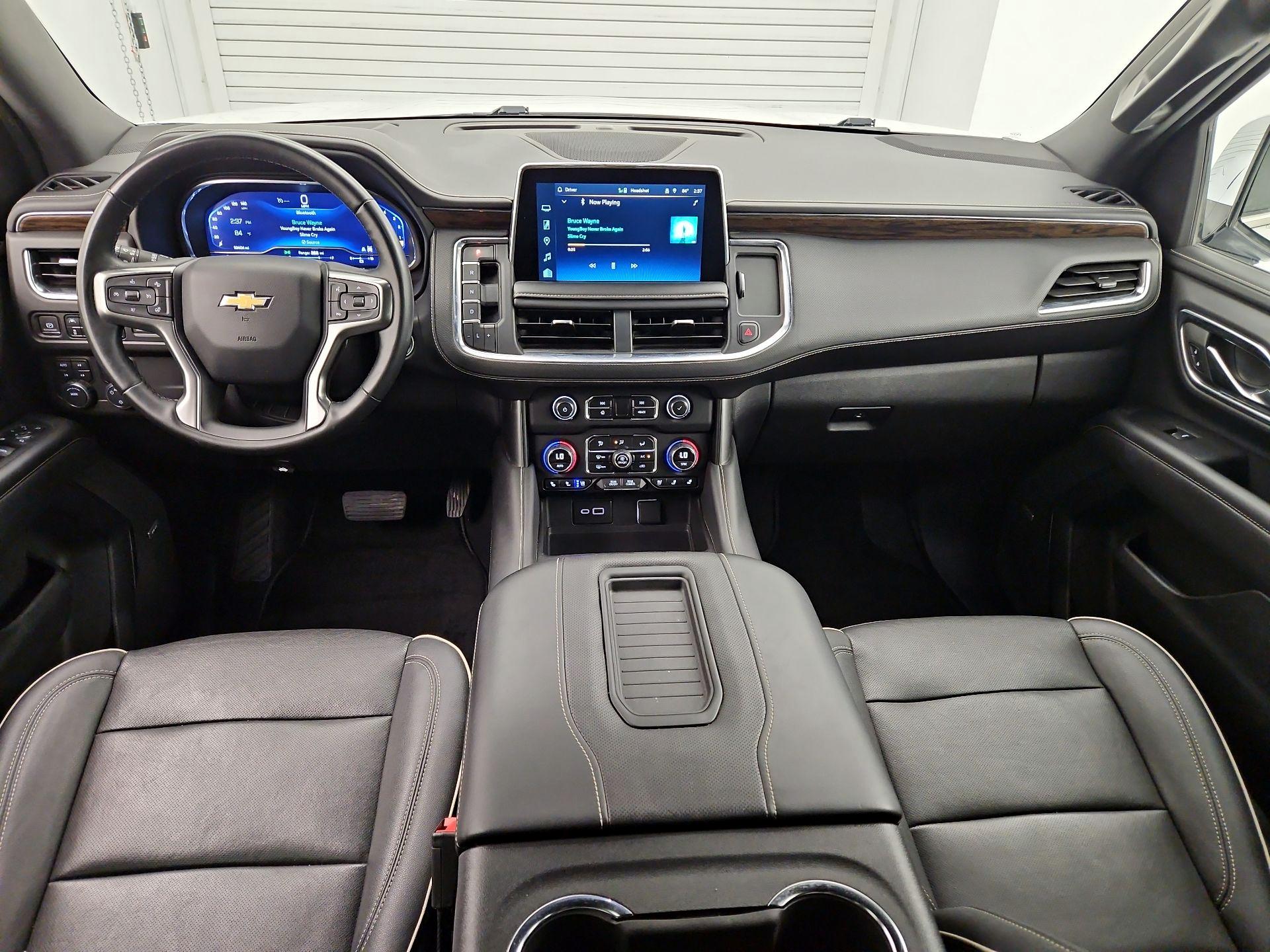 Thumbnail: 2023 Chevrolet Suburban - 9