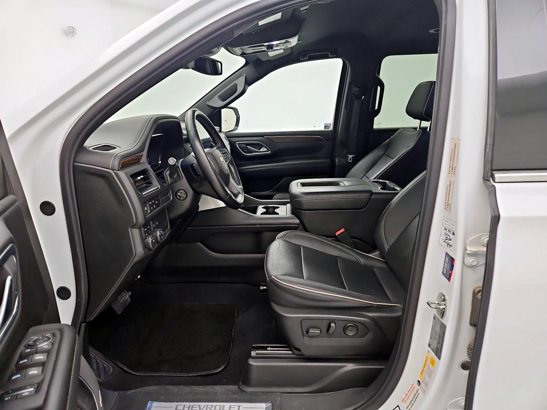 Thumbnail: 2023 Chevrolet Suburban - 11