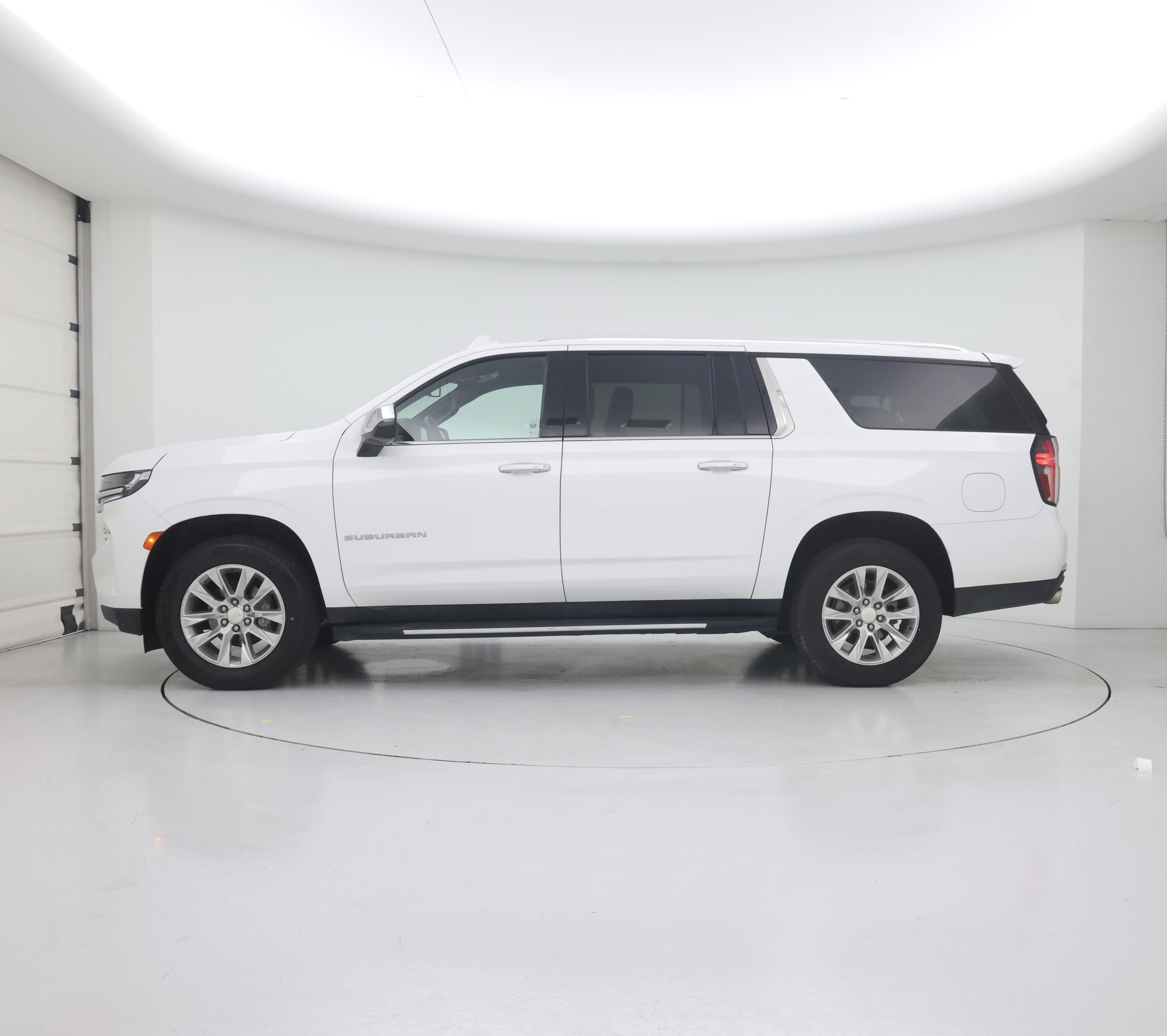 Thumbnail: 2023 Chevrolet Suburban - 3