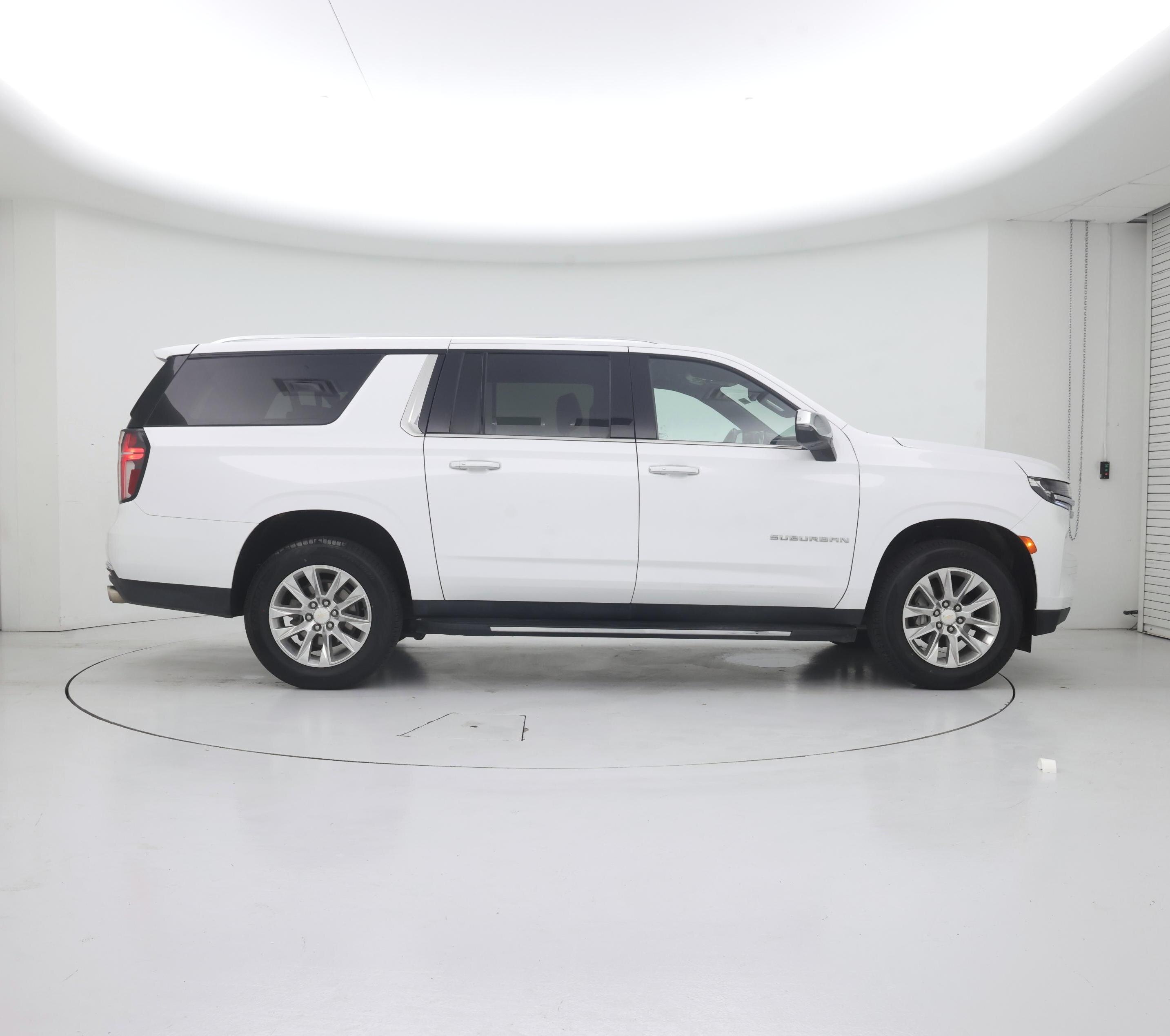 Thumbnail: 2023 Chevrolet Suburban - 7