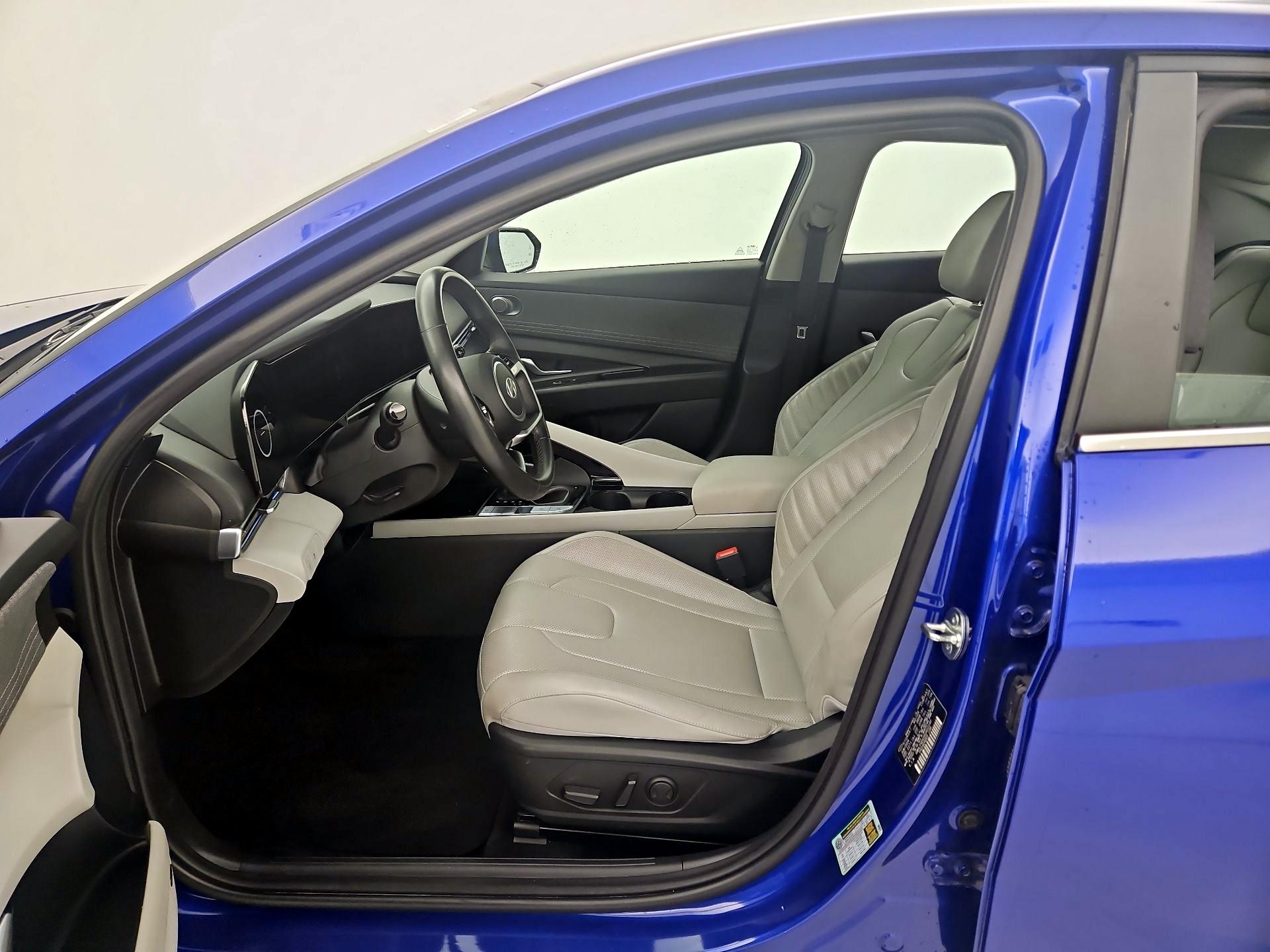 Thumbnail: 2024 Hyundai Elantra - 11