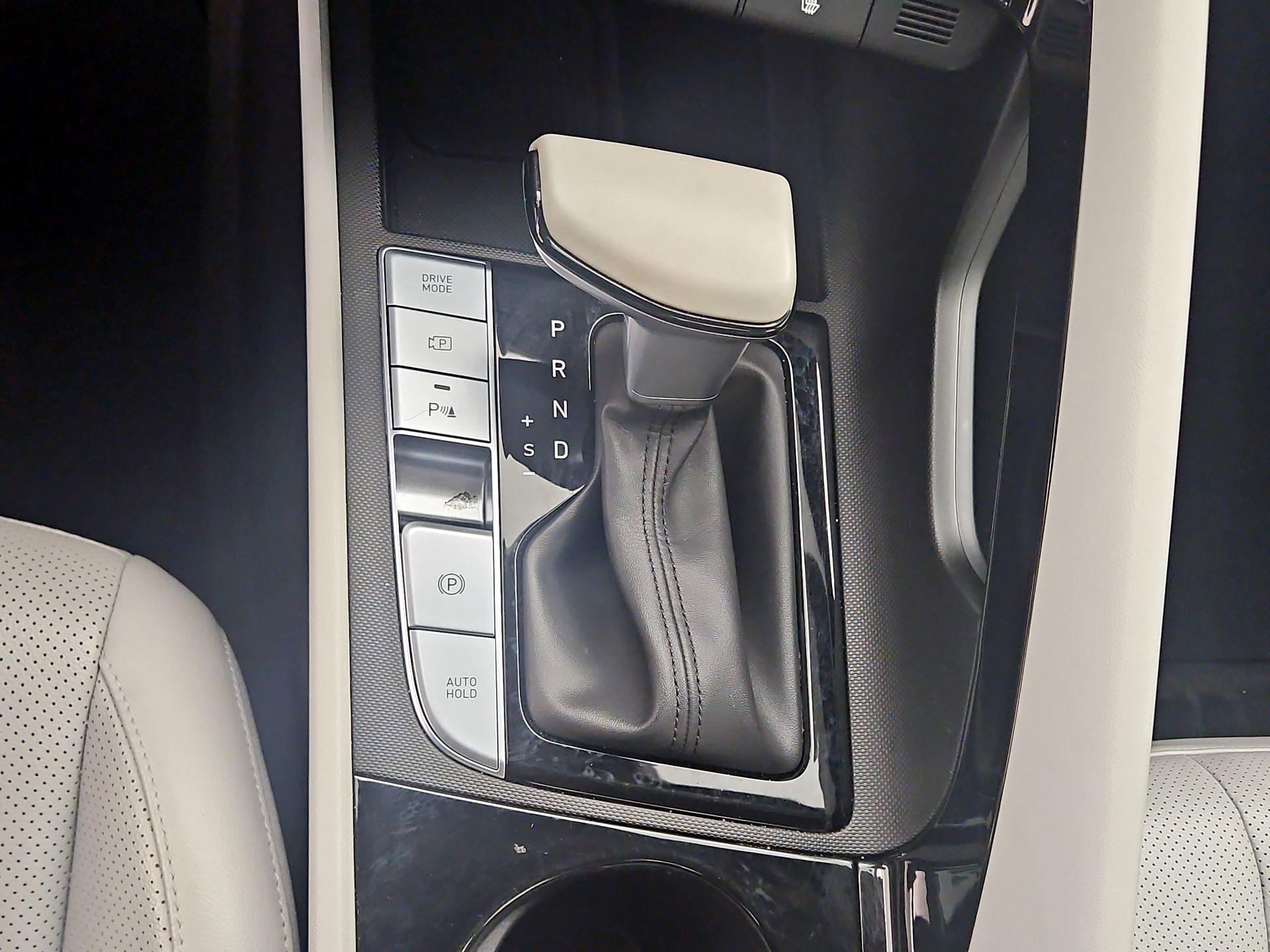 Thumbnail: 2024 Hyundai Elantra - 17