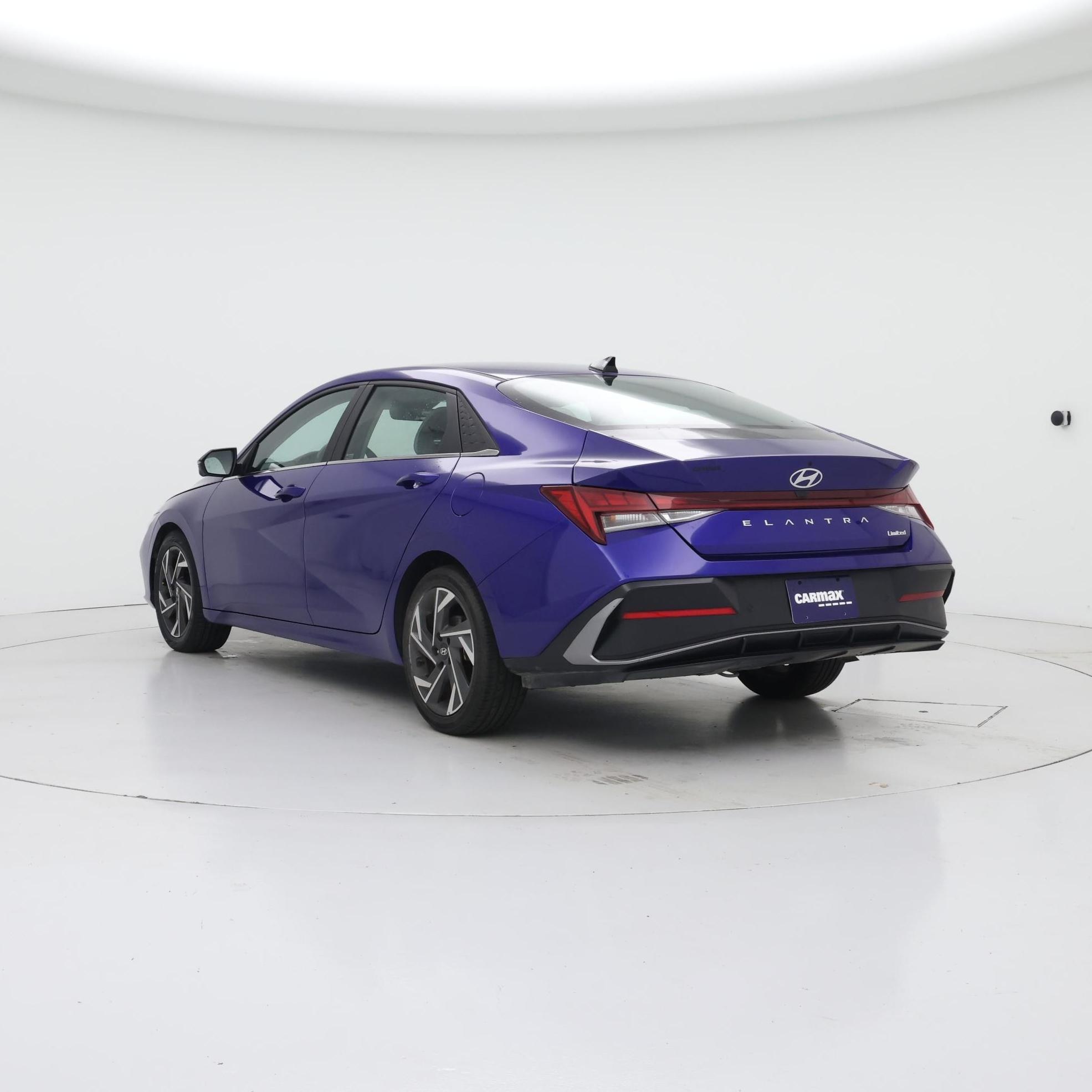 Thumbnail: 2024 Hyundai Elantra - 2
