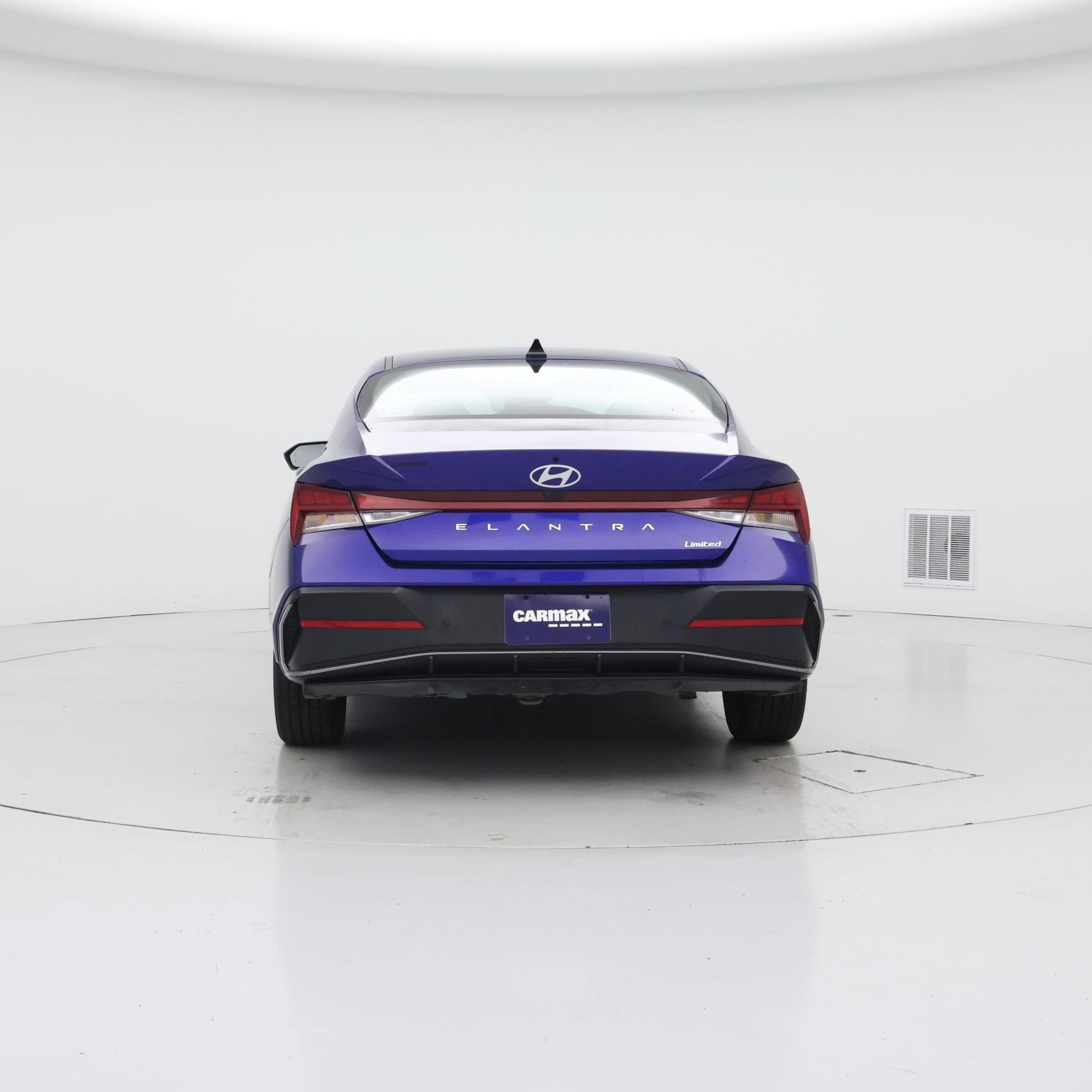 Thumbnail: 2024 Hyundai Elantra - 6