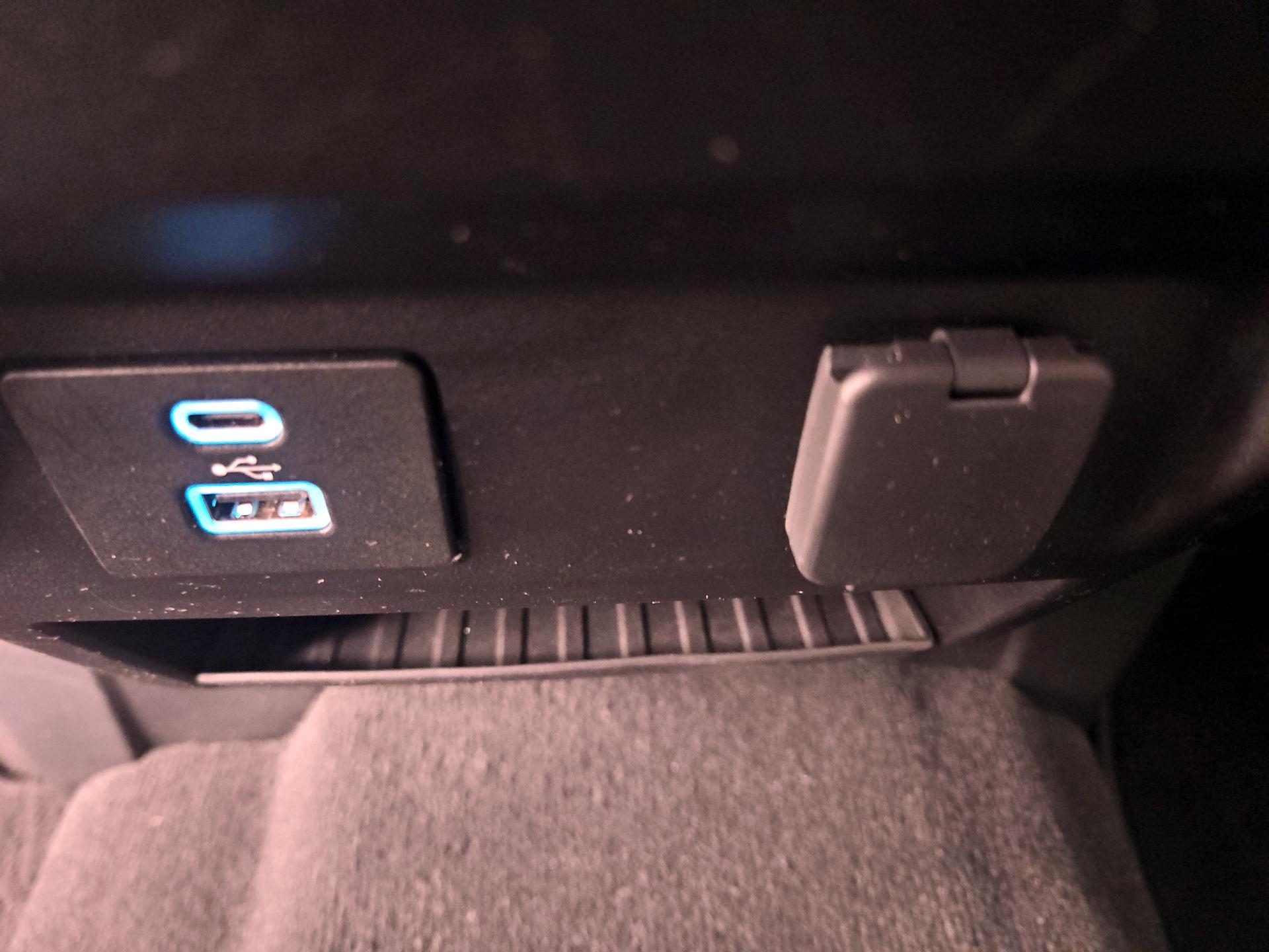 Thumbnail: 2021 Ford F-250 - 18