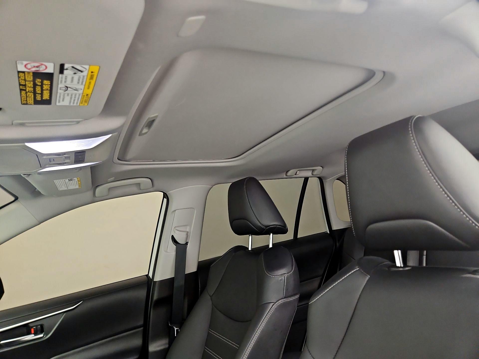 Thumbnail: 2025 Toyota RAV4 - 20