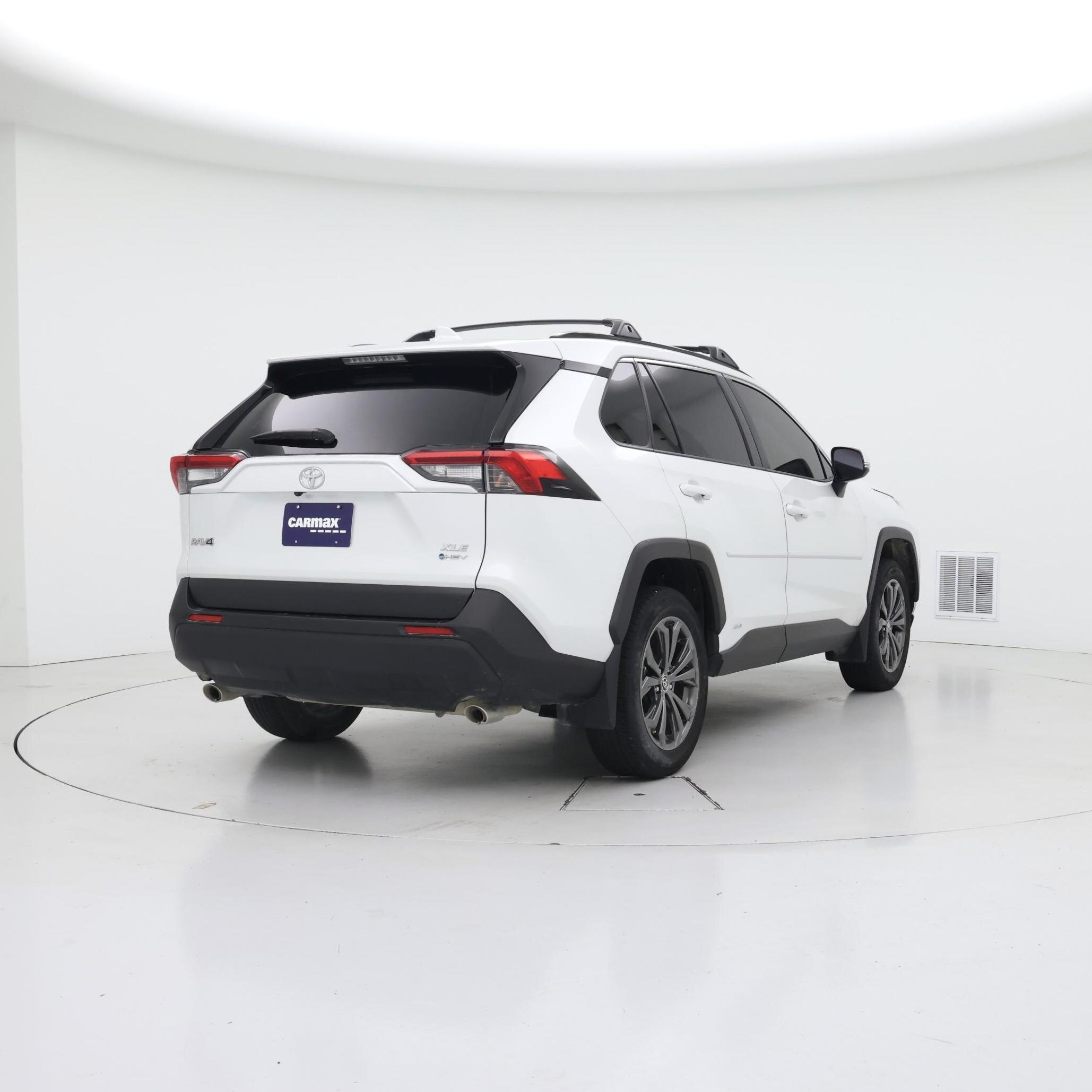 Thumbnail: 2025 Toyota RAV4 - 8