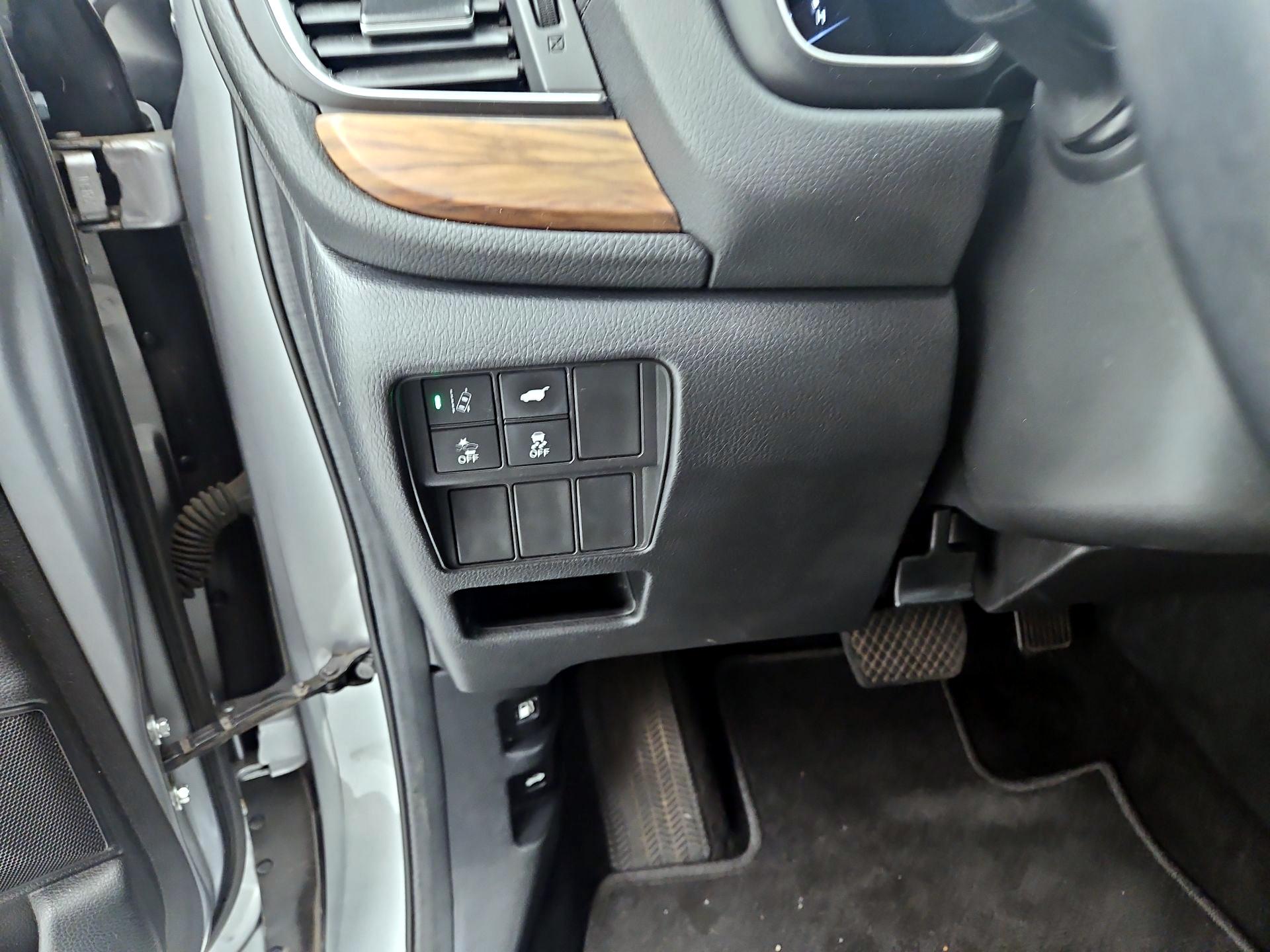 Thumbnail: 2017 Honda CR-V - 13