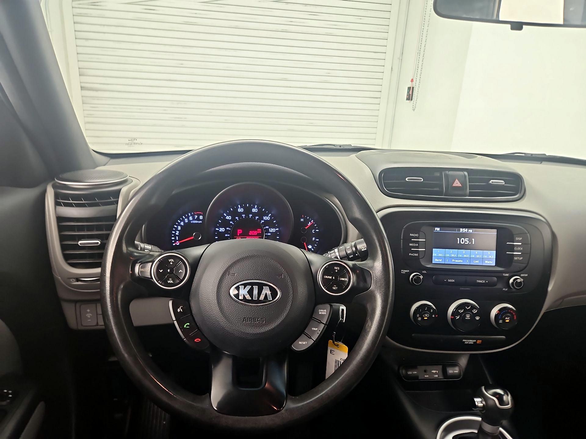 Thumbnail: 2019 Kia Soul - 10