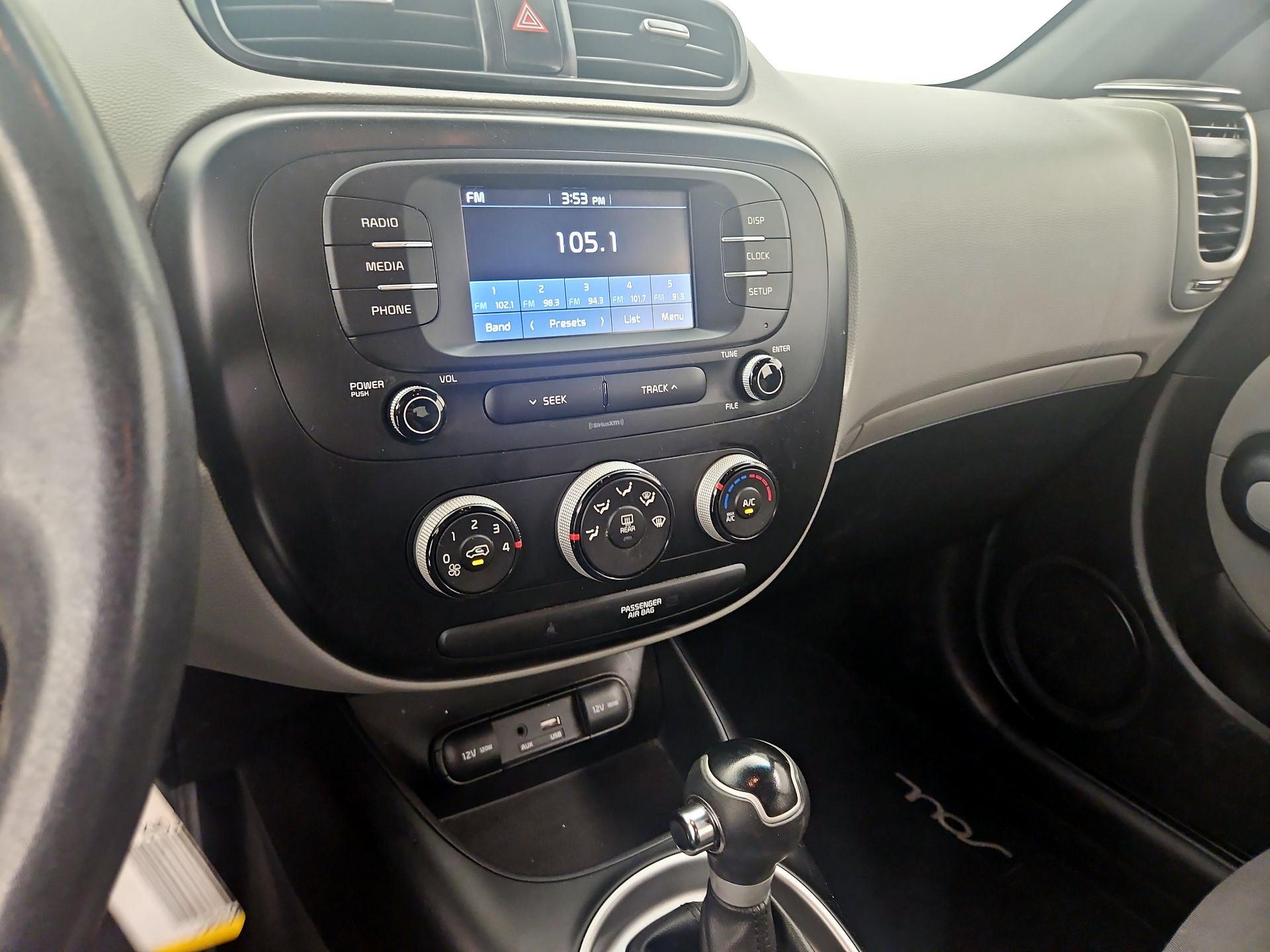 Thumbnail: 2019 Kia Soul - 15