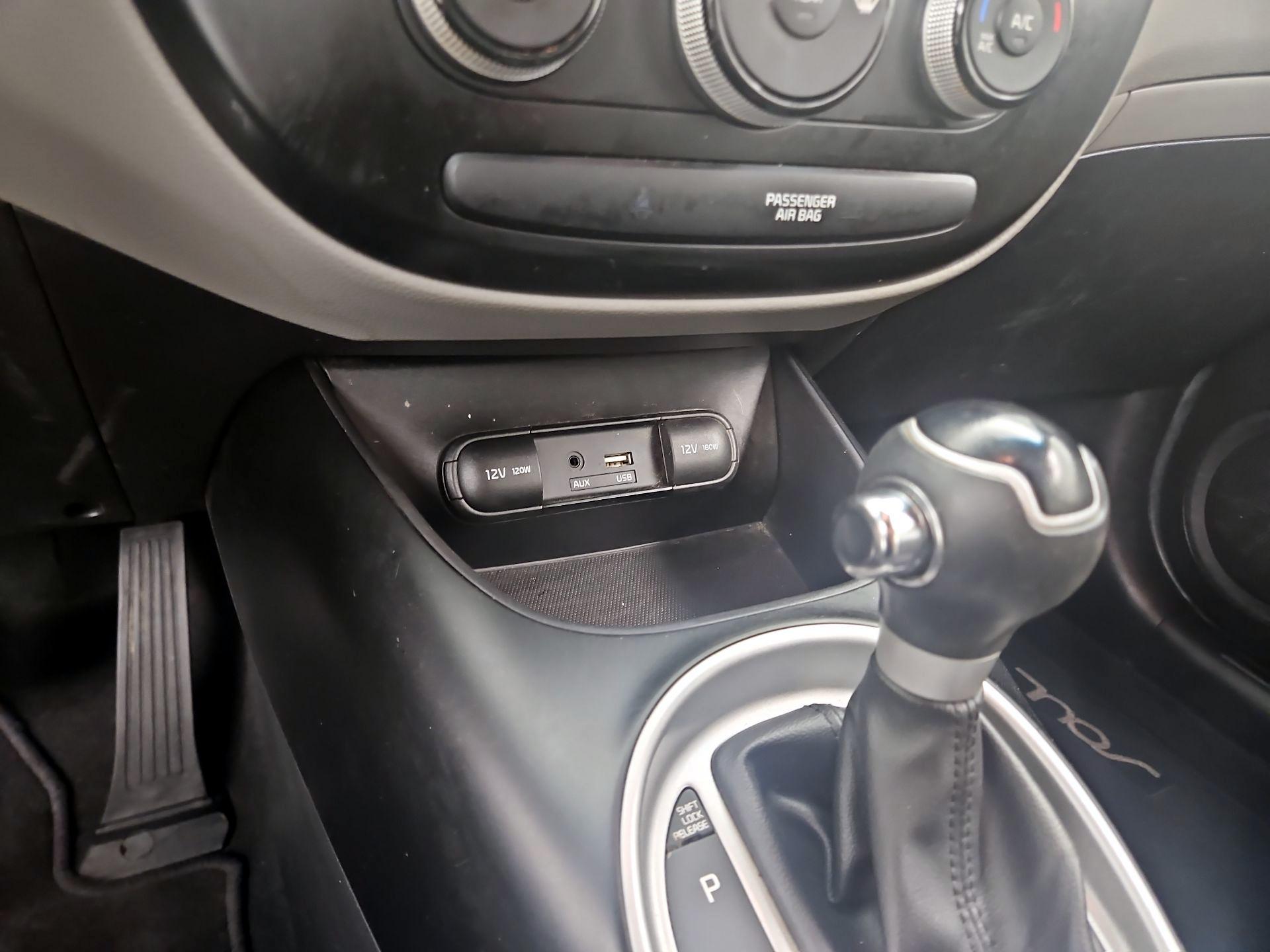 Thumbnail: 2019 Kia Soul - 18