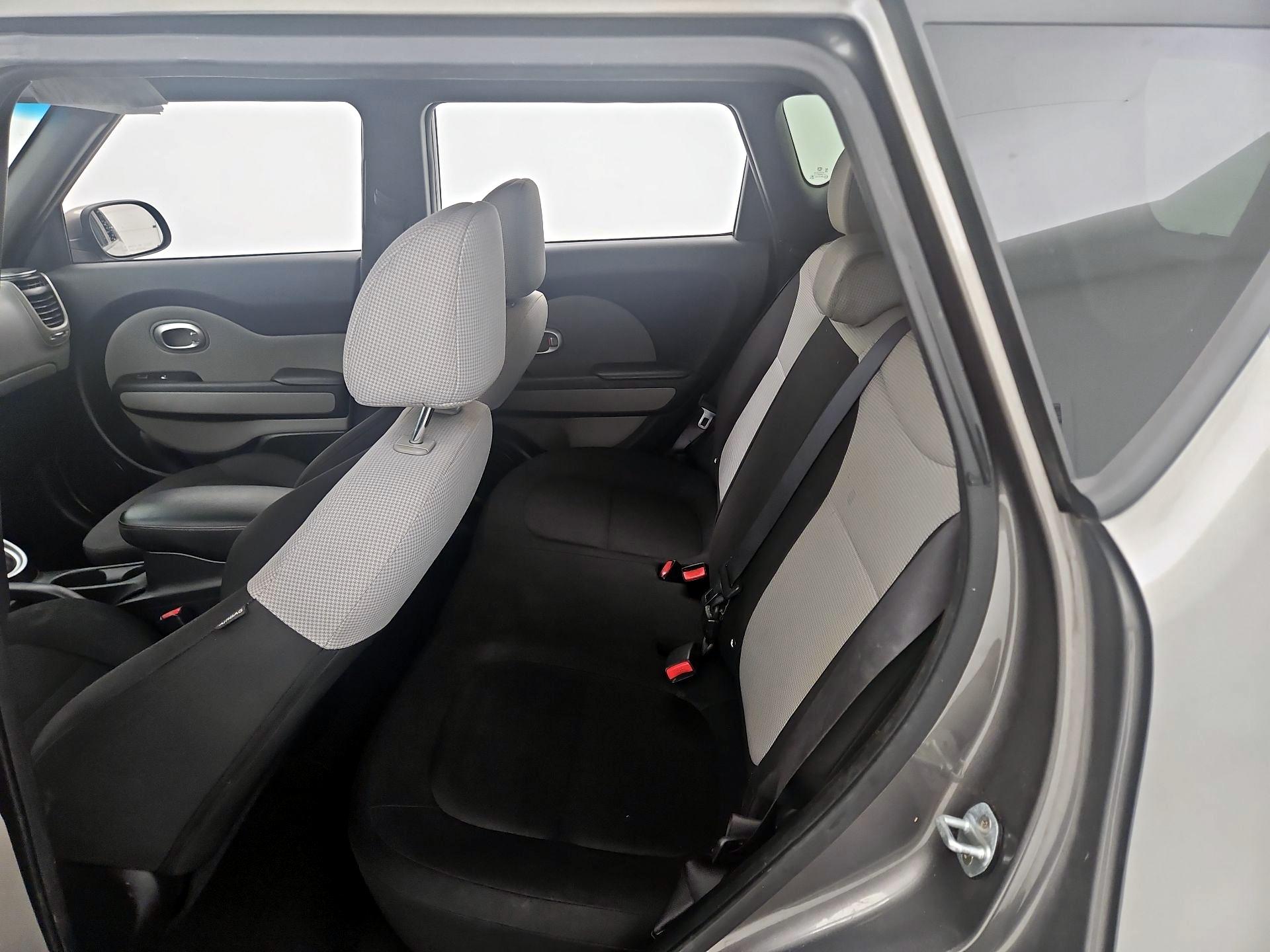 Thumbnail: 2019 Kia Soul - 19