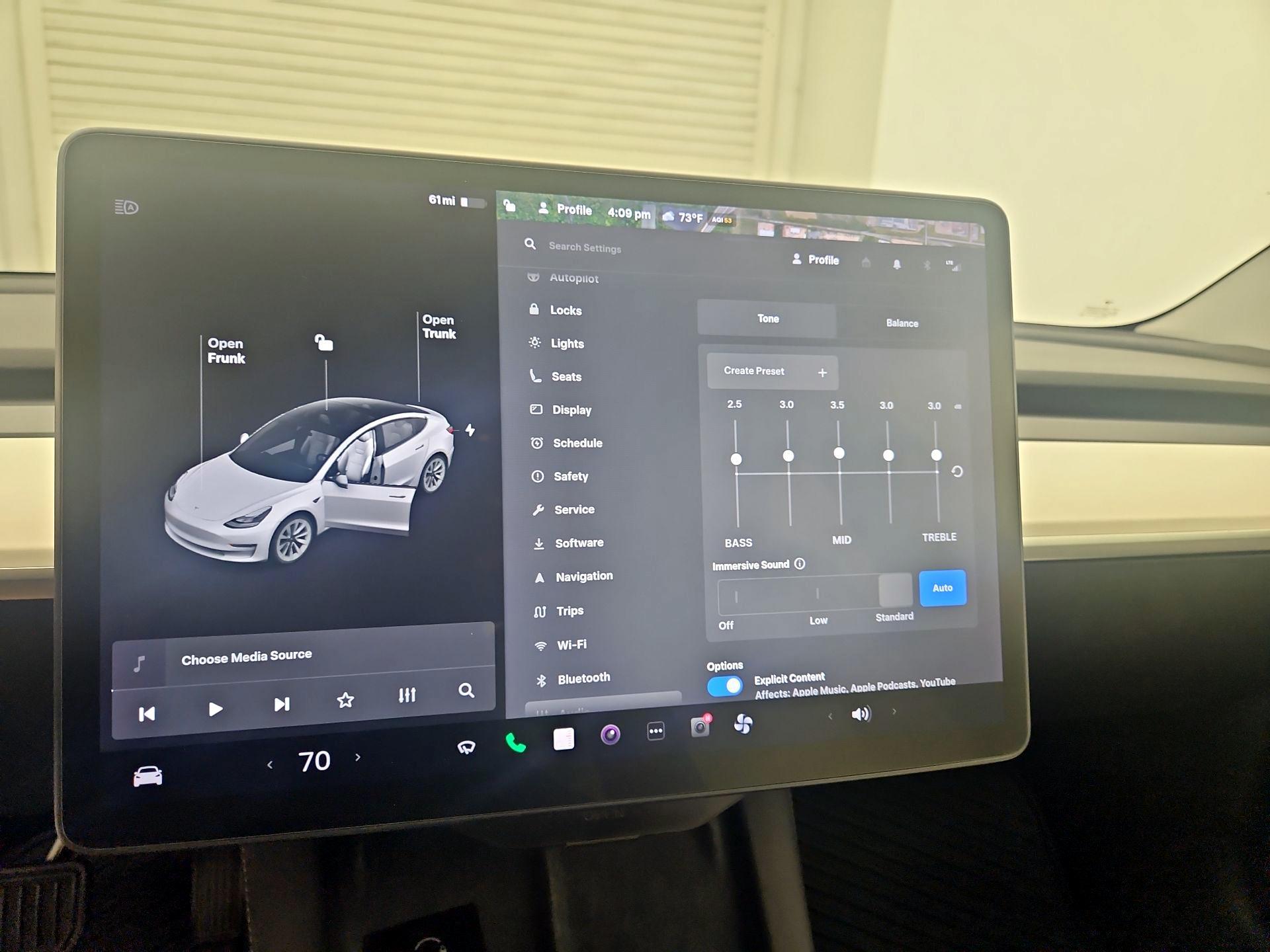 Thumbnail: 2021 Tesla Model 3 - 15