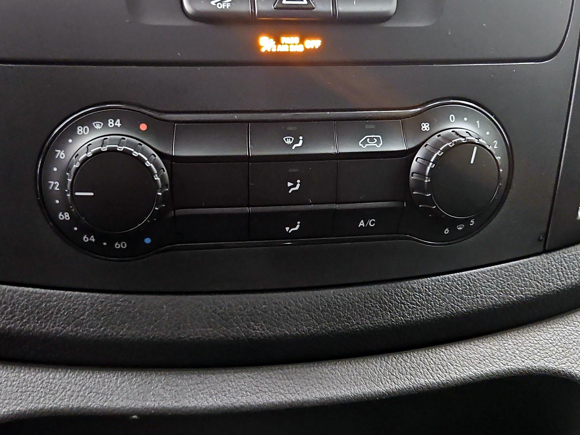 Thumbnail: 2023 Mercedes-Benz Metris - 16