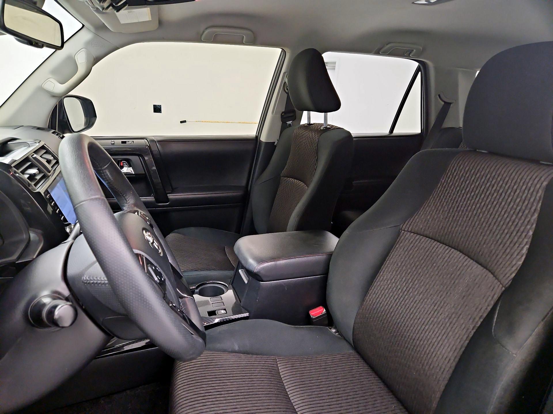 Thumbnail: 2020 Toyota 4Runner - 11