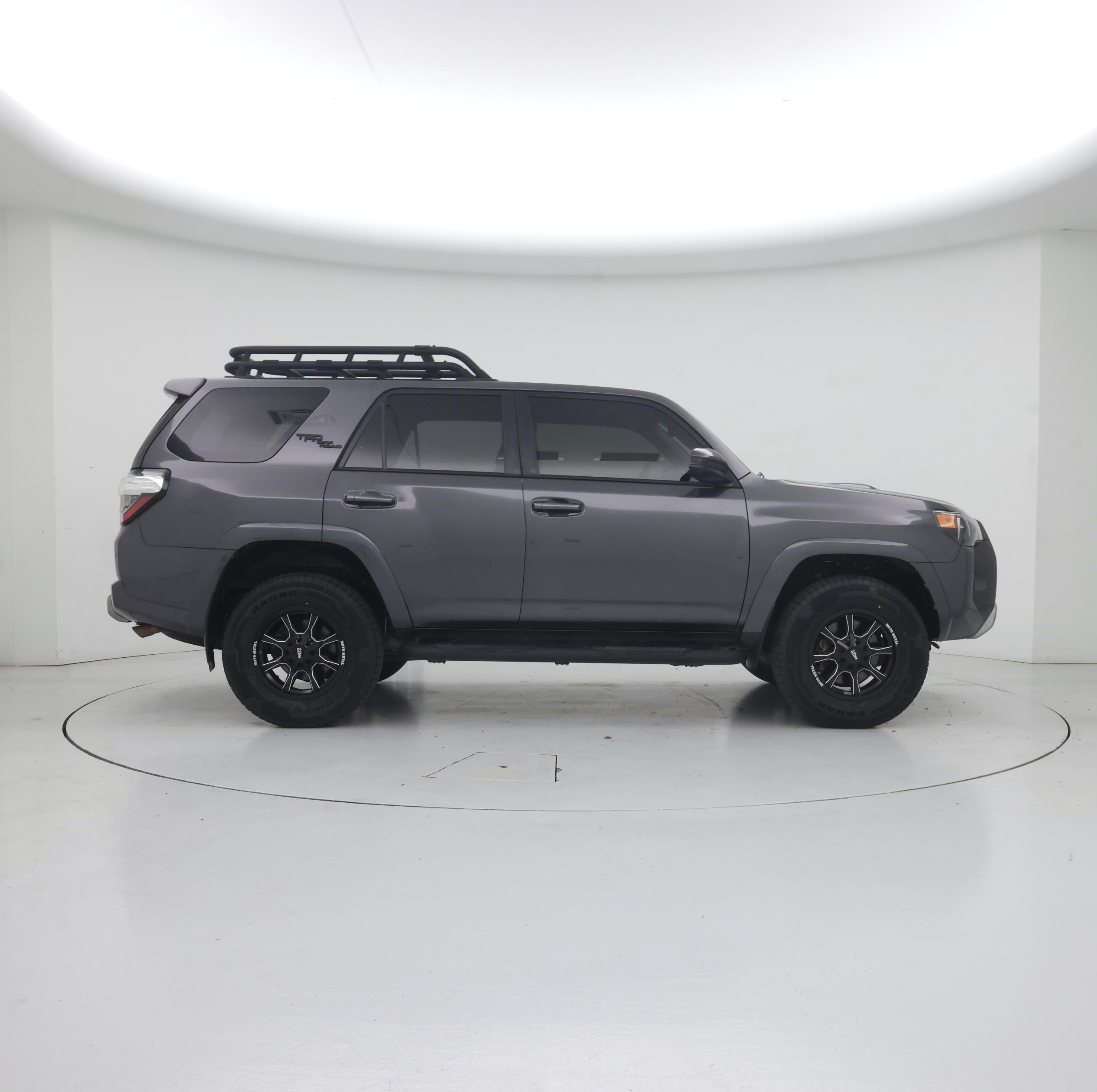 Thumbnail: 2020 Toyota 4Runner - 7