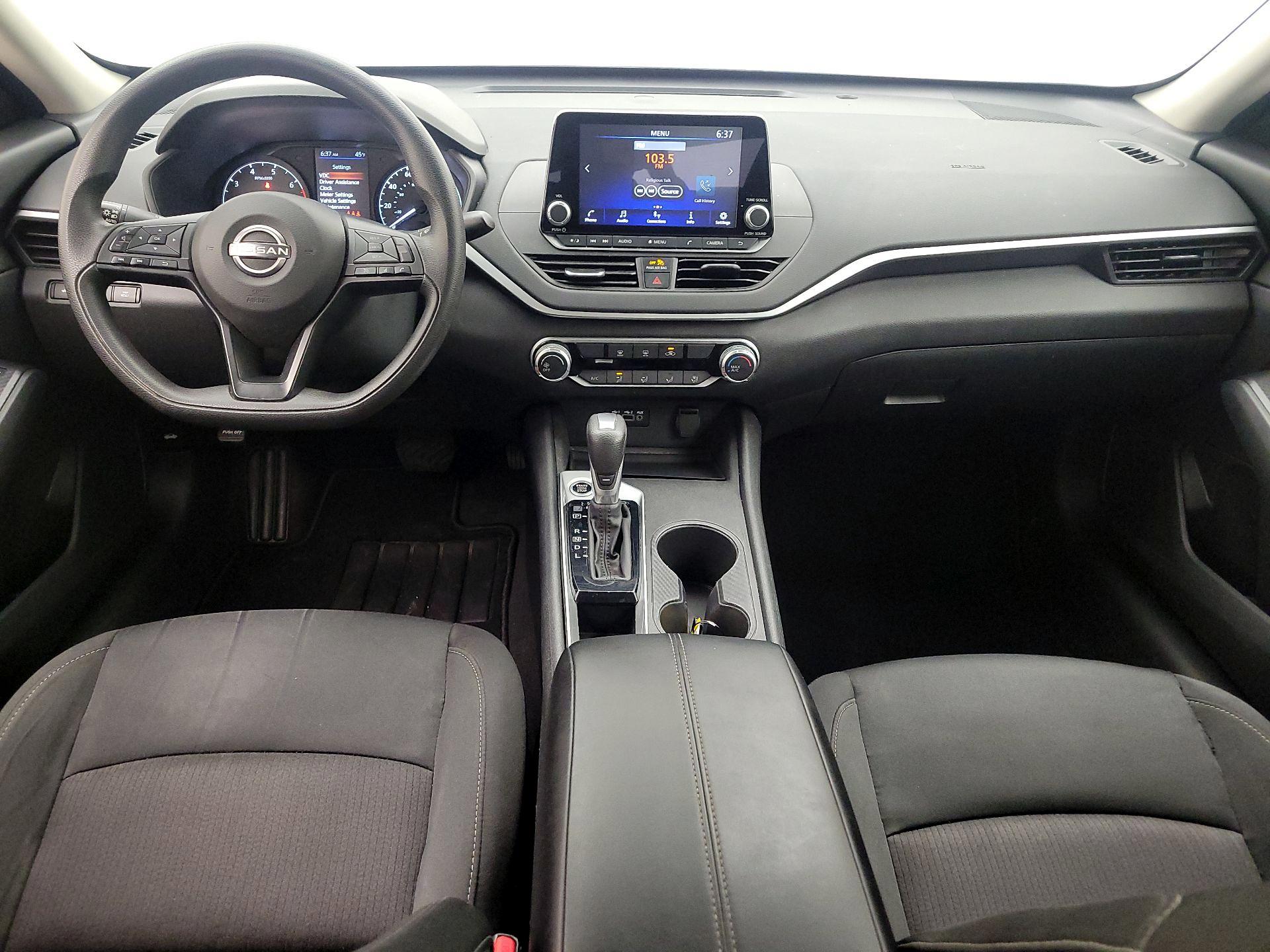 Thumbnail: 2025 Nissan Altima - 9