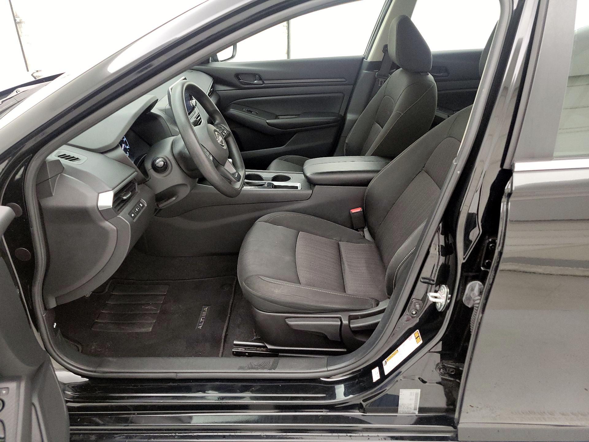 Thumbnail: 2025 Nissan Altima - 11