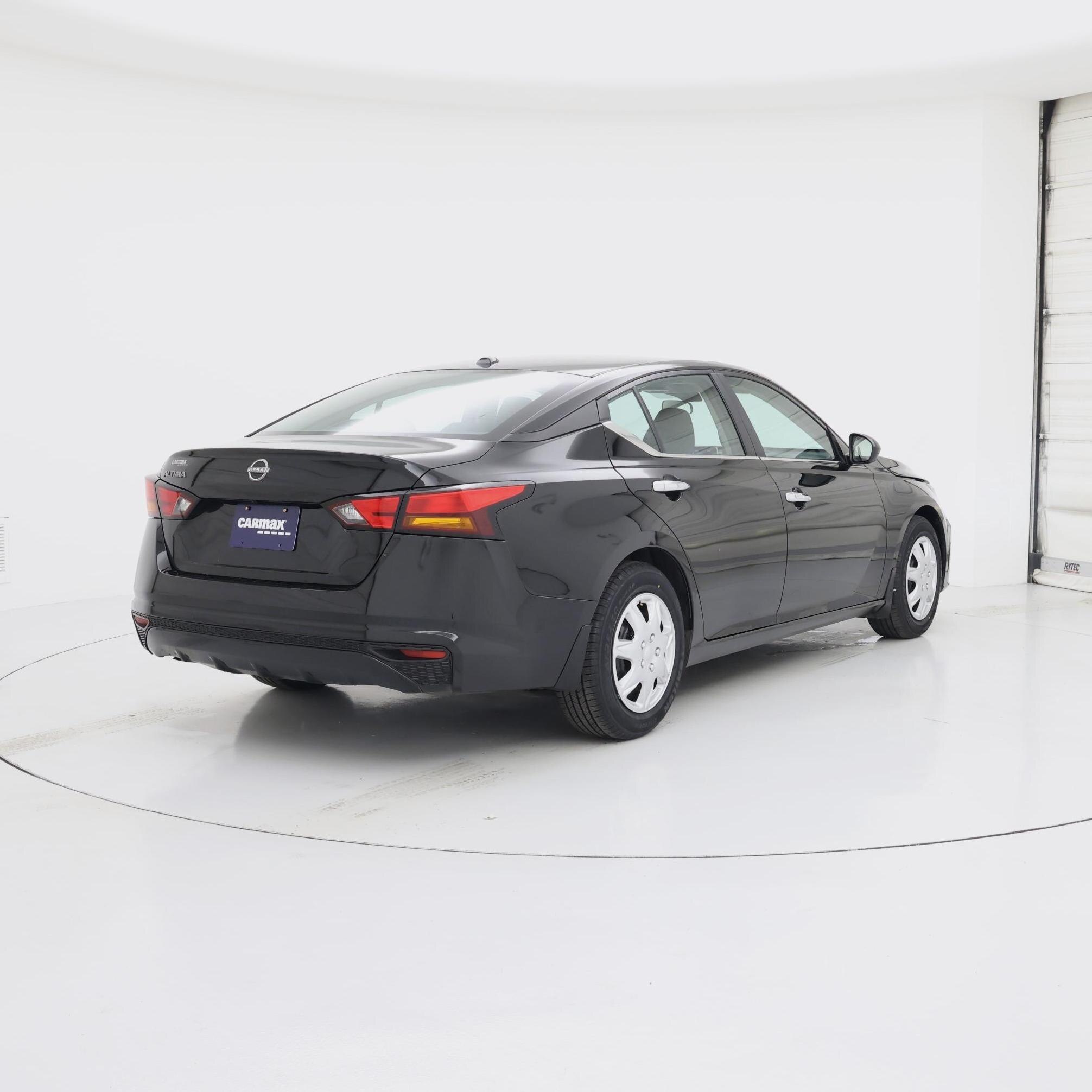 Thumbnail: 2025 Nissan Altima - 8