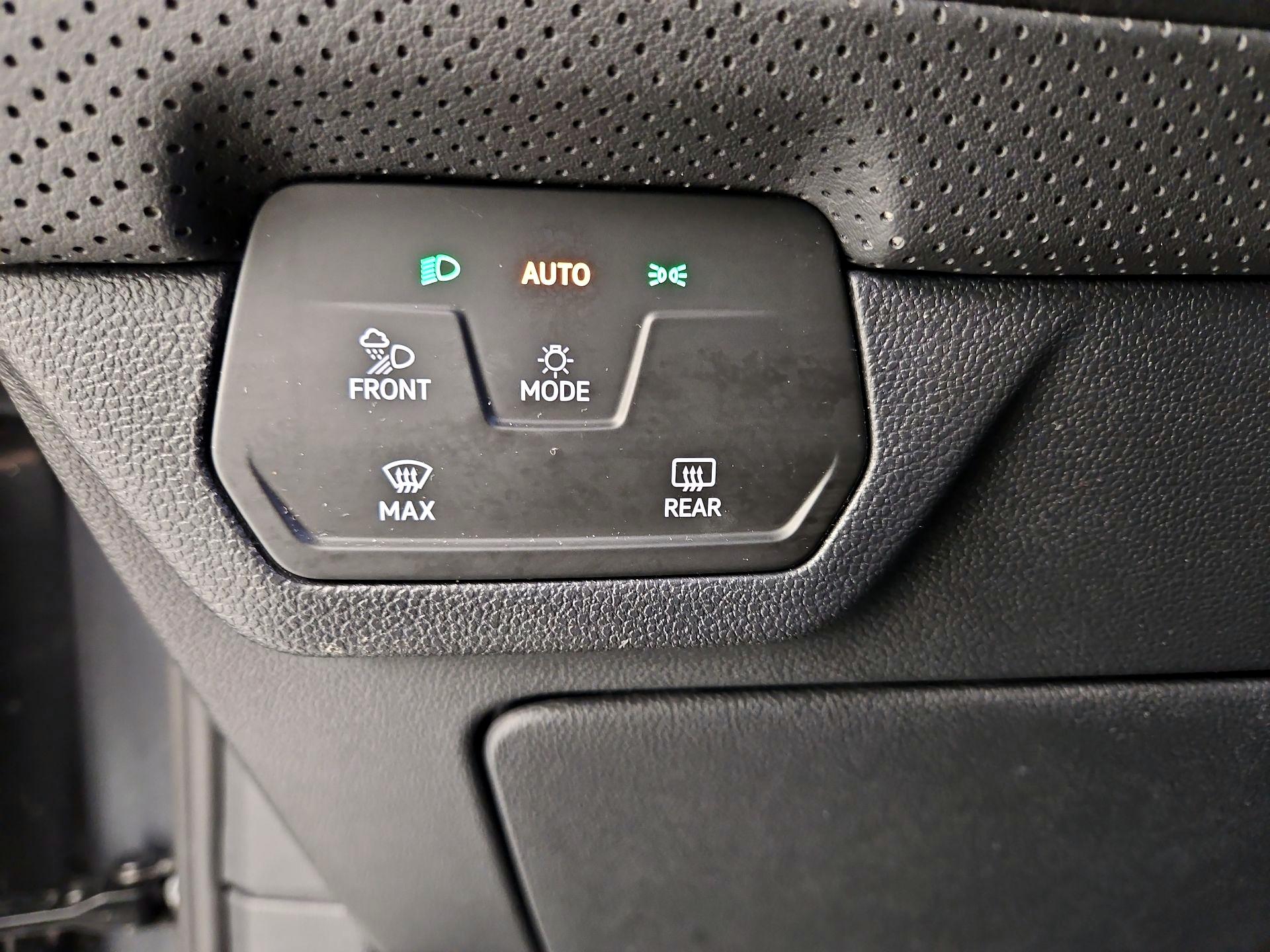 Thumbnail: 2025 Volkswagen Atlas - 13