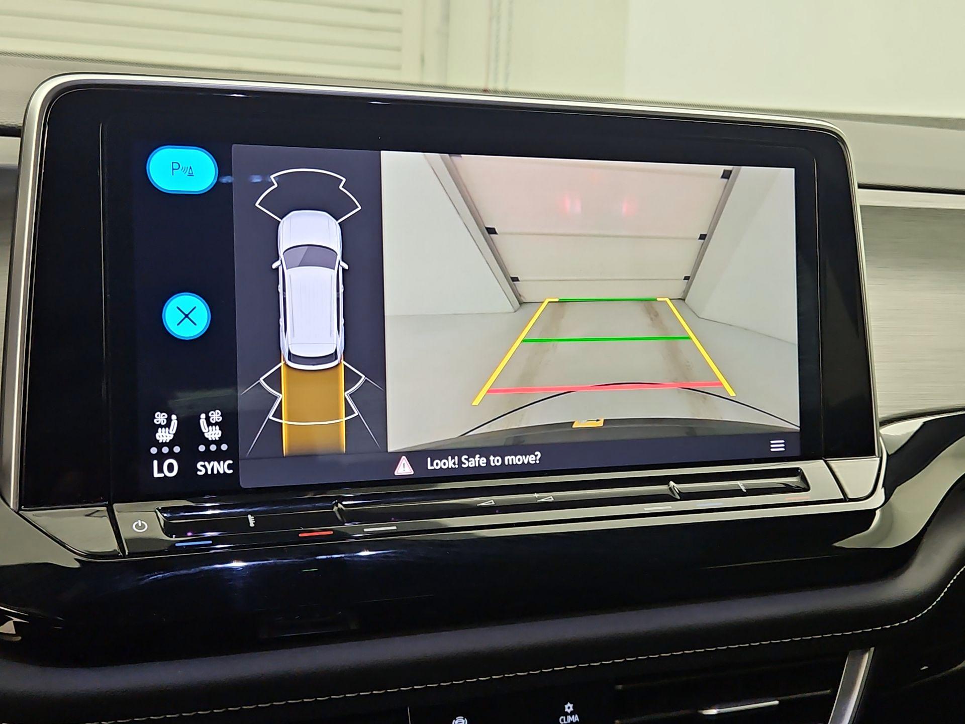 Thumbnail: 2025 Volkswagen Atlas - 14