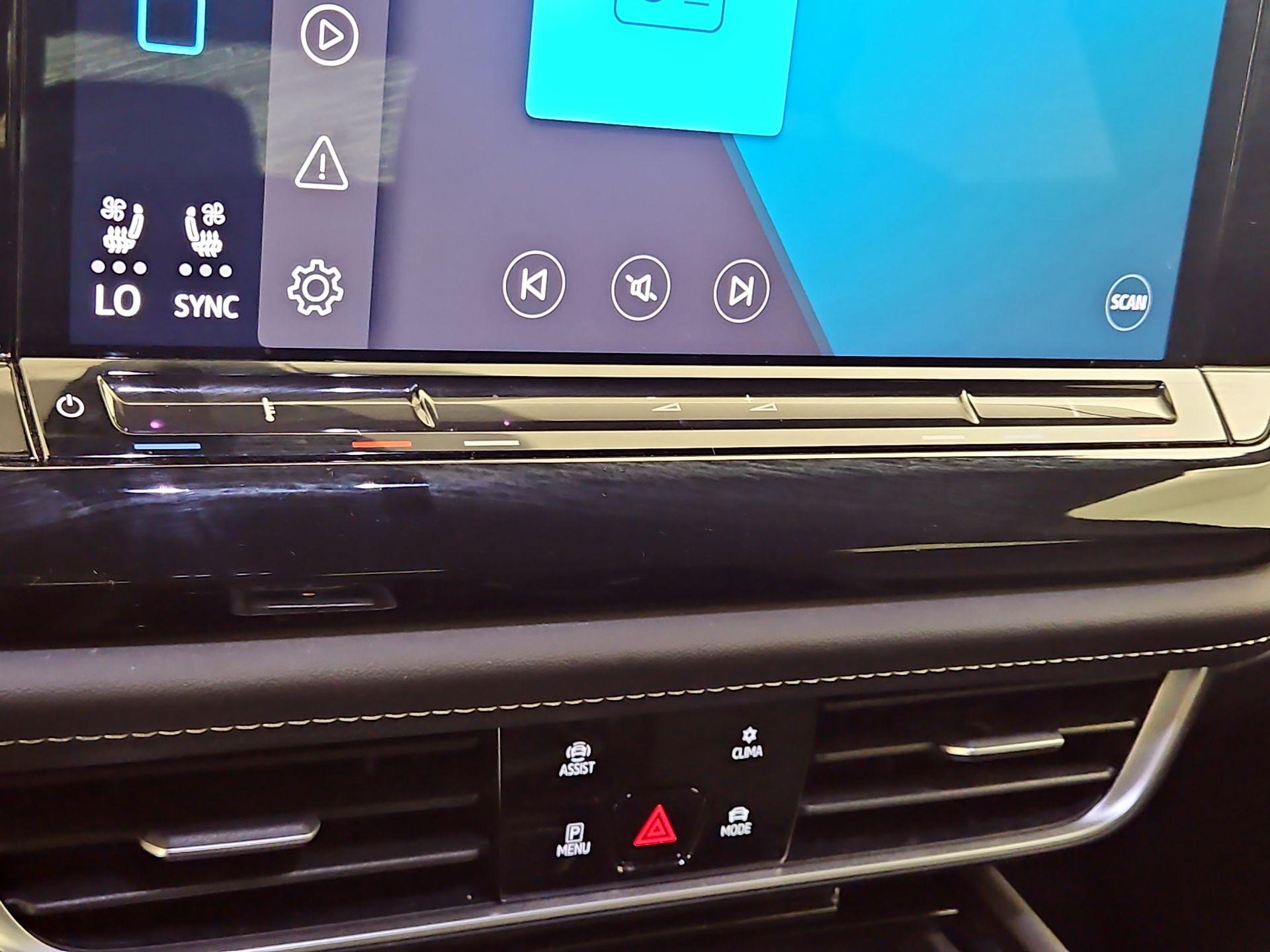 Thumbnail: 2025 Volkswagen Atlas - 16