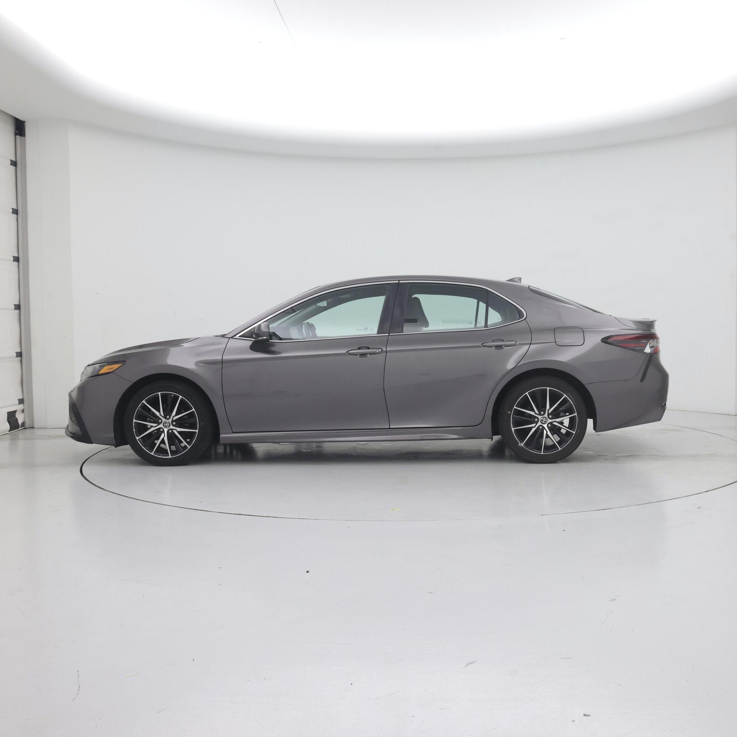 Thumbnail: 2023 Toyota Camry - 3