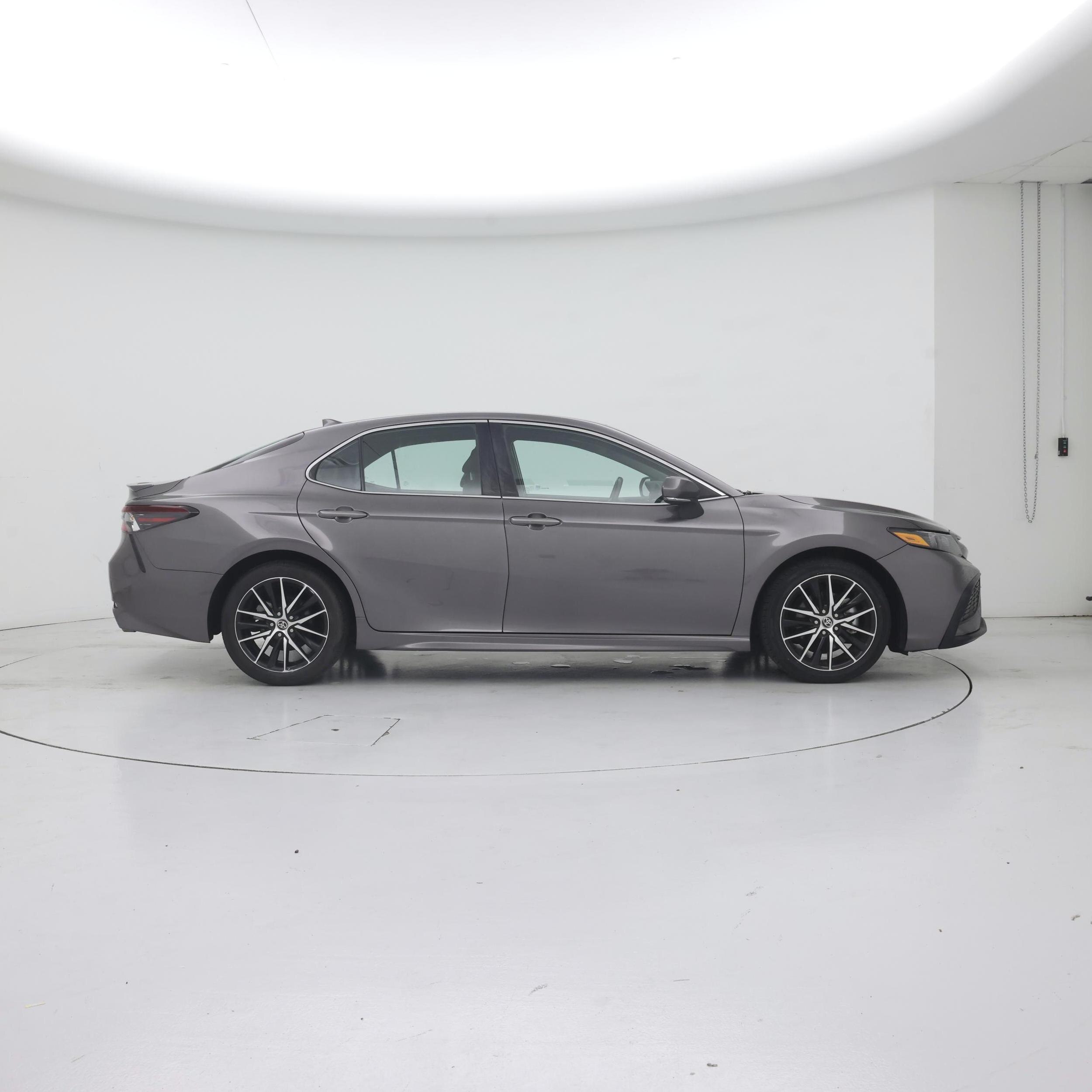 Thumbnail: 2023 Toyota Camry - 7