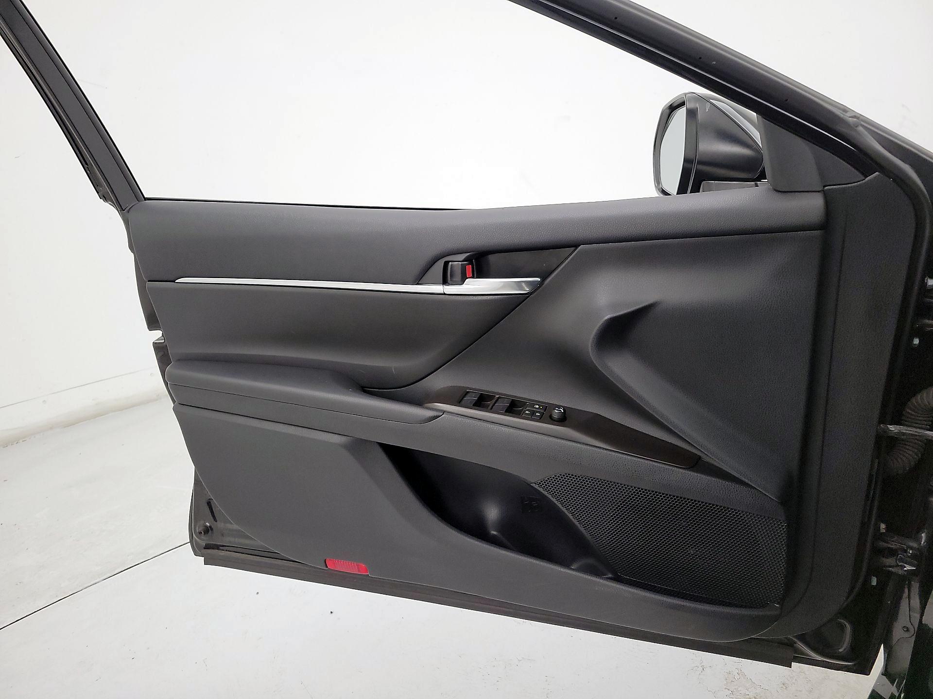 Thumbnail: 2024 Toyota Camry - 12