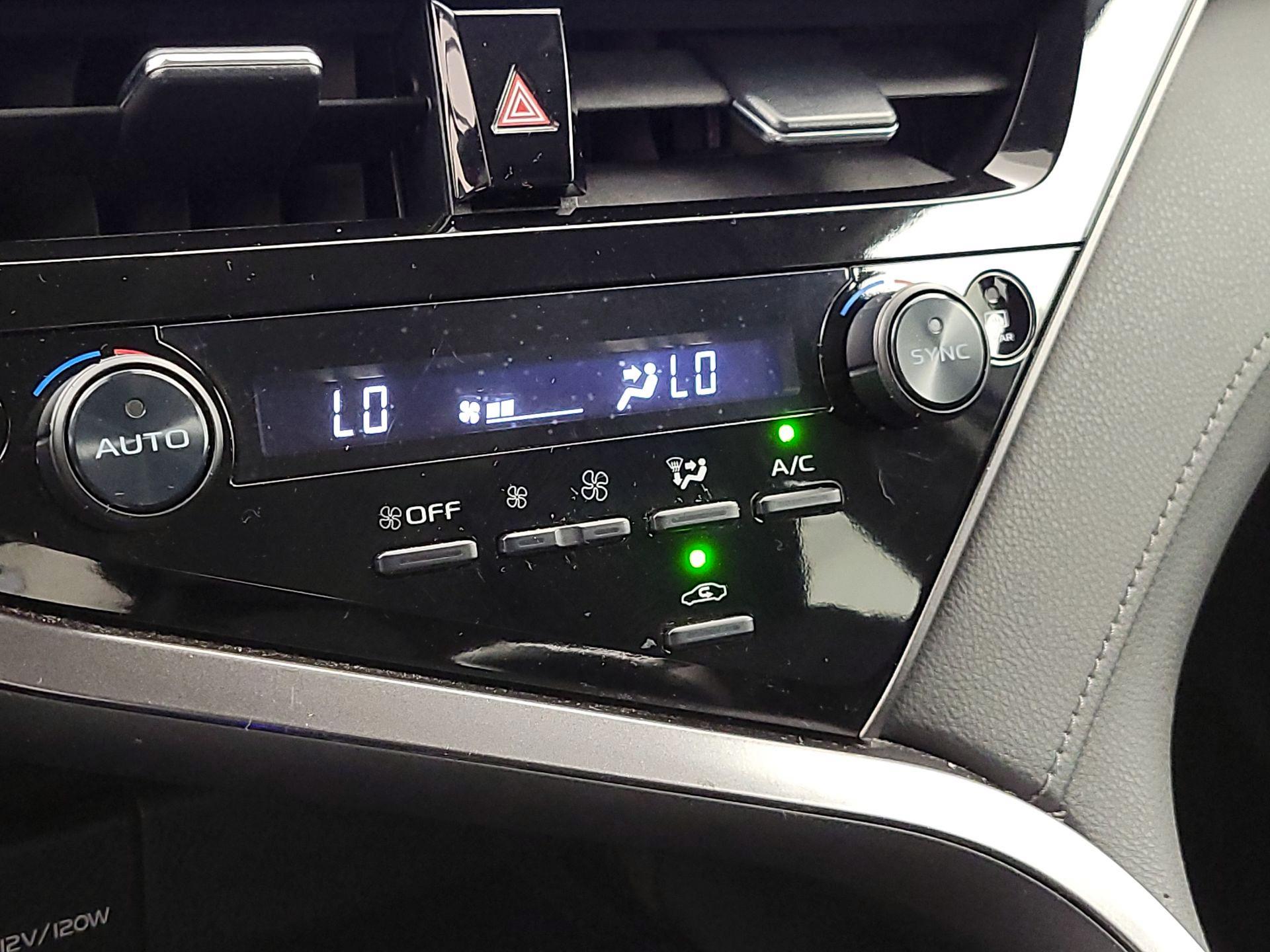 Thumbnail: 2024 Toyota Camry - 16