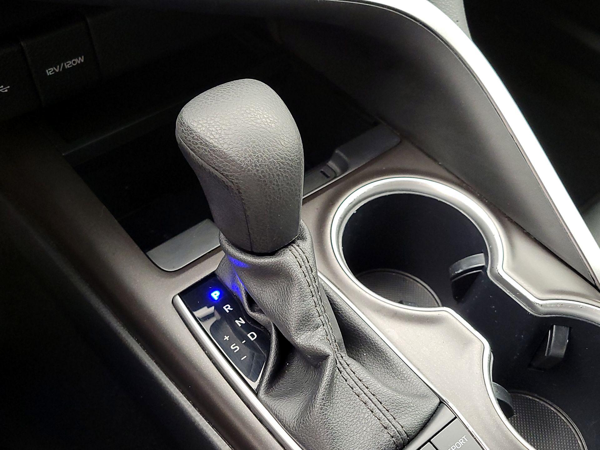 Thumbnail: 2024 Toyota Camry - 17