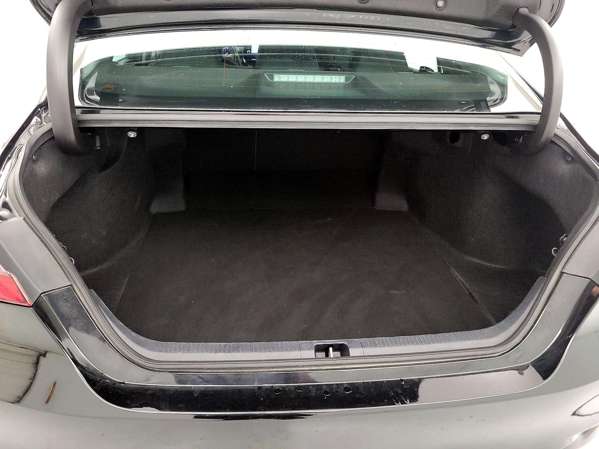 Thumbnail: 2024 Toyota Camry - 20