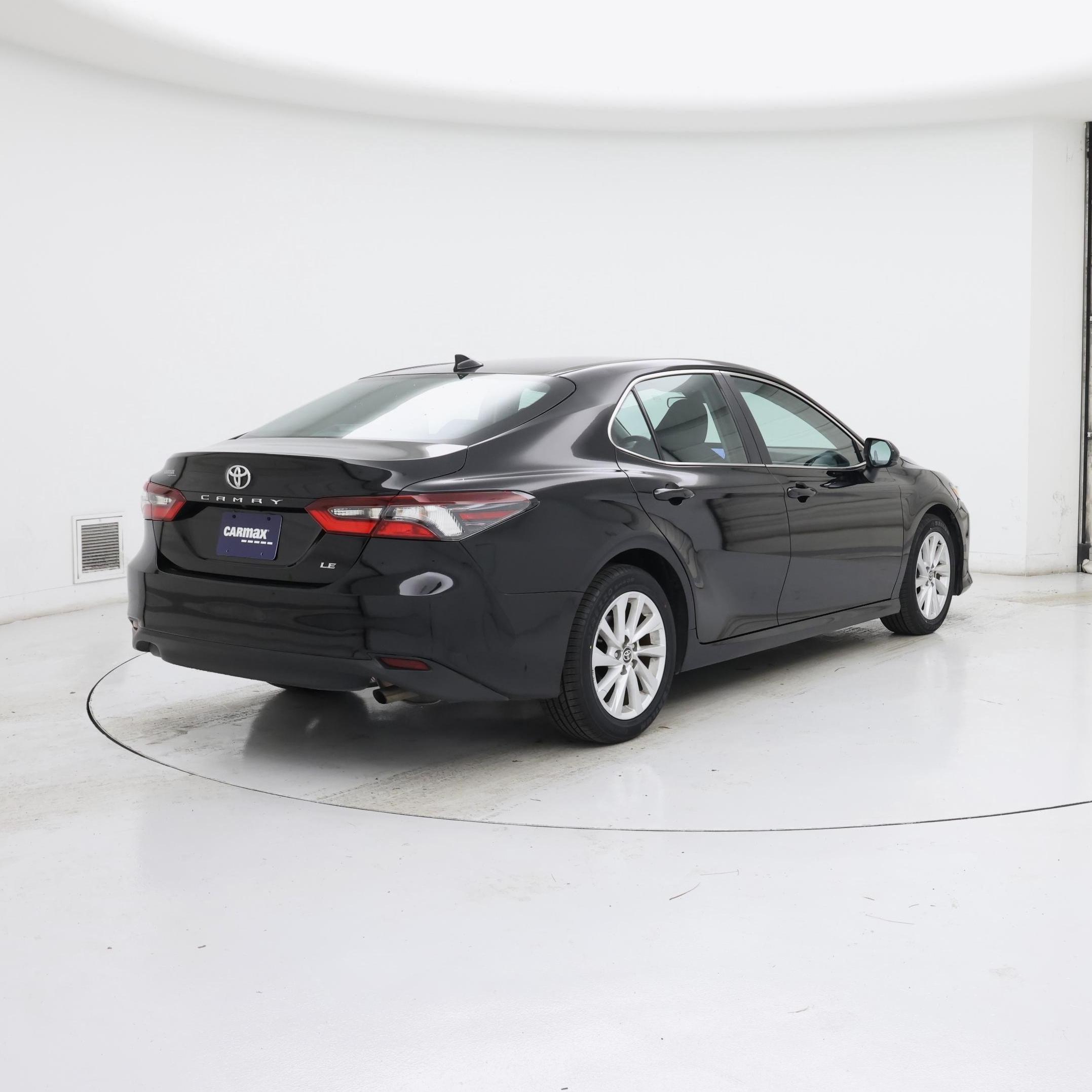 Thumbnail: 2024 Toyota Camry - 8