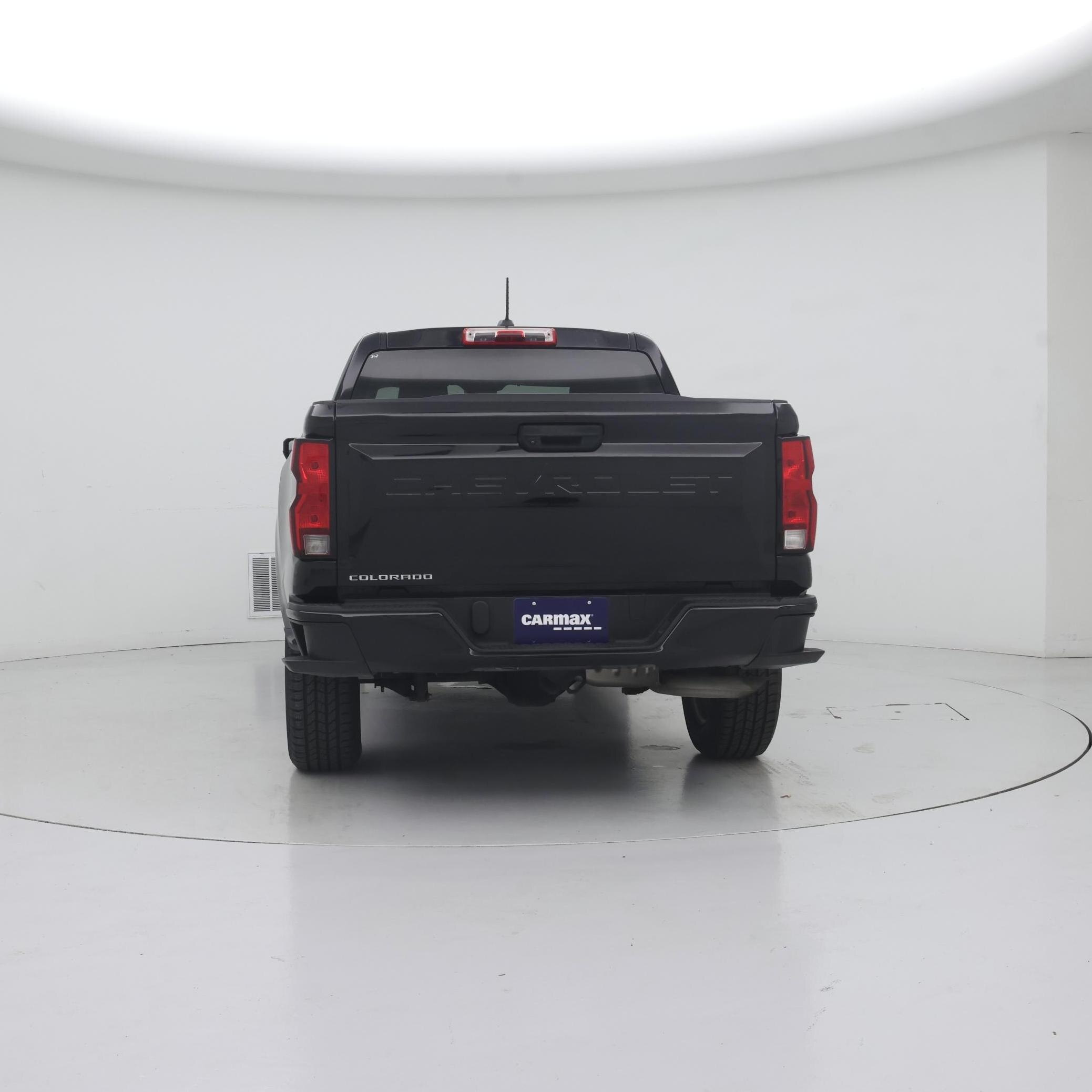 Thumbnail: 2023 Chevrolet Colorado - 6