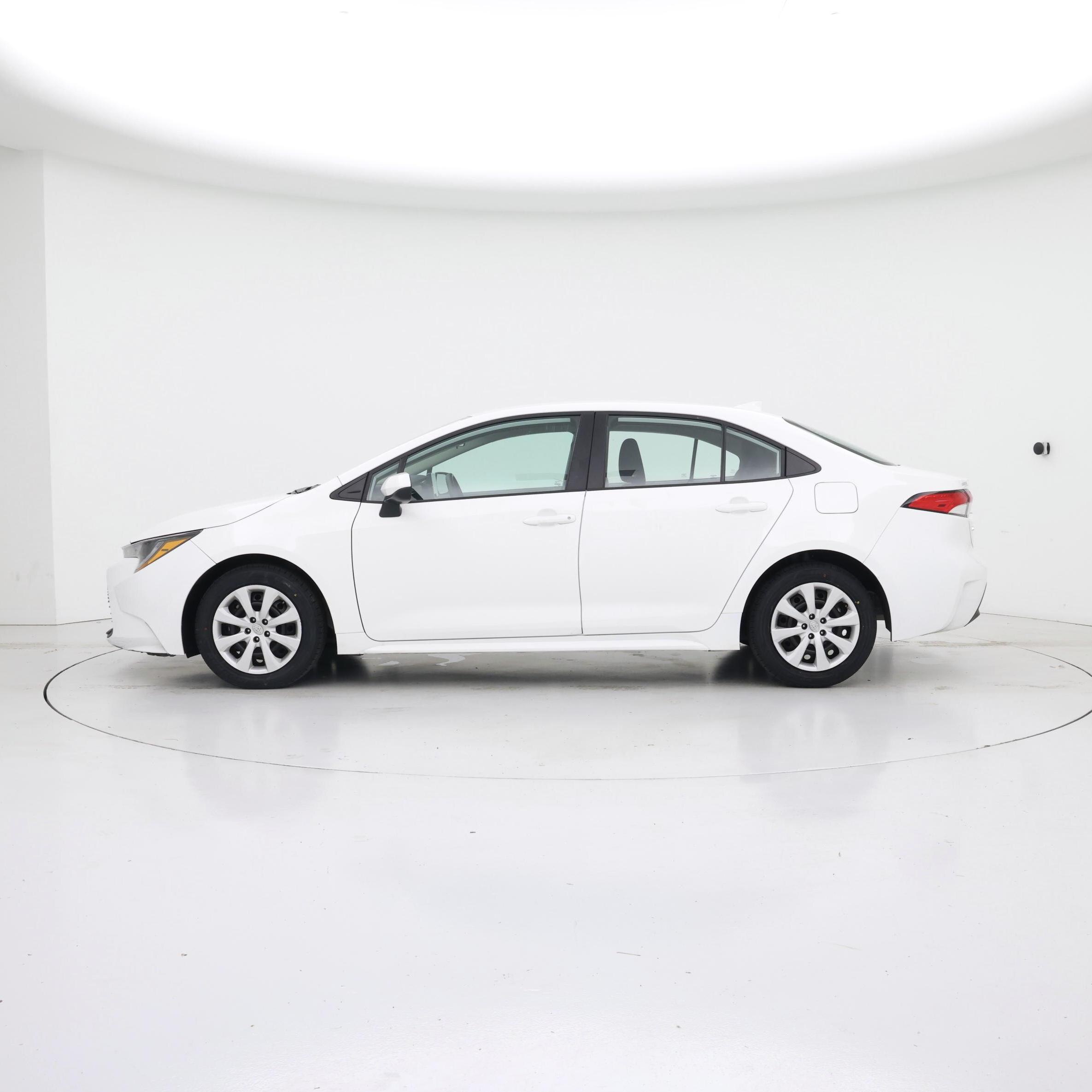 Thumbnail: 2024 Toyota Corolla - 3