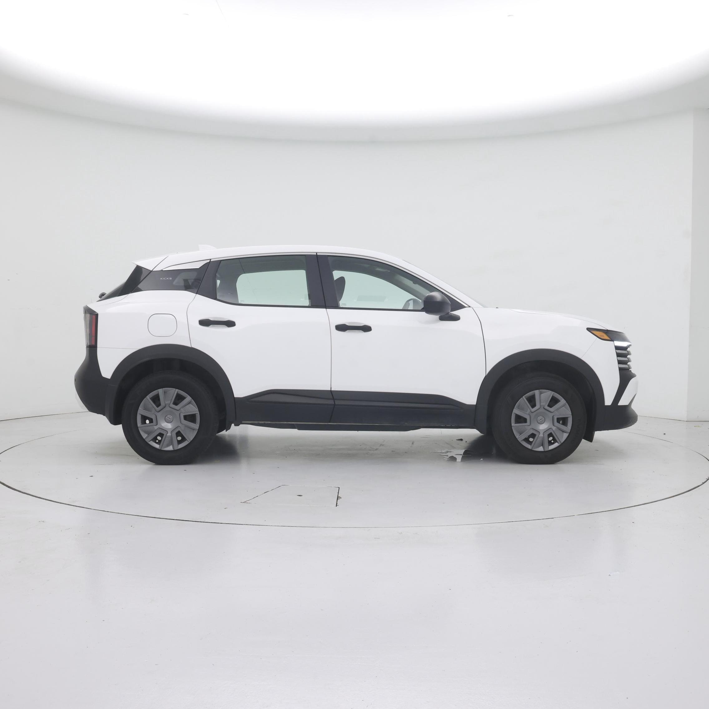 Thumbnail: 2025 Nissan Kicks - 7