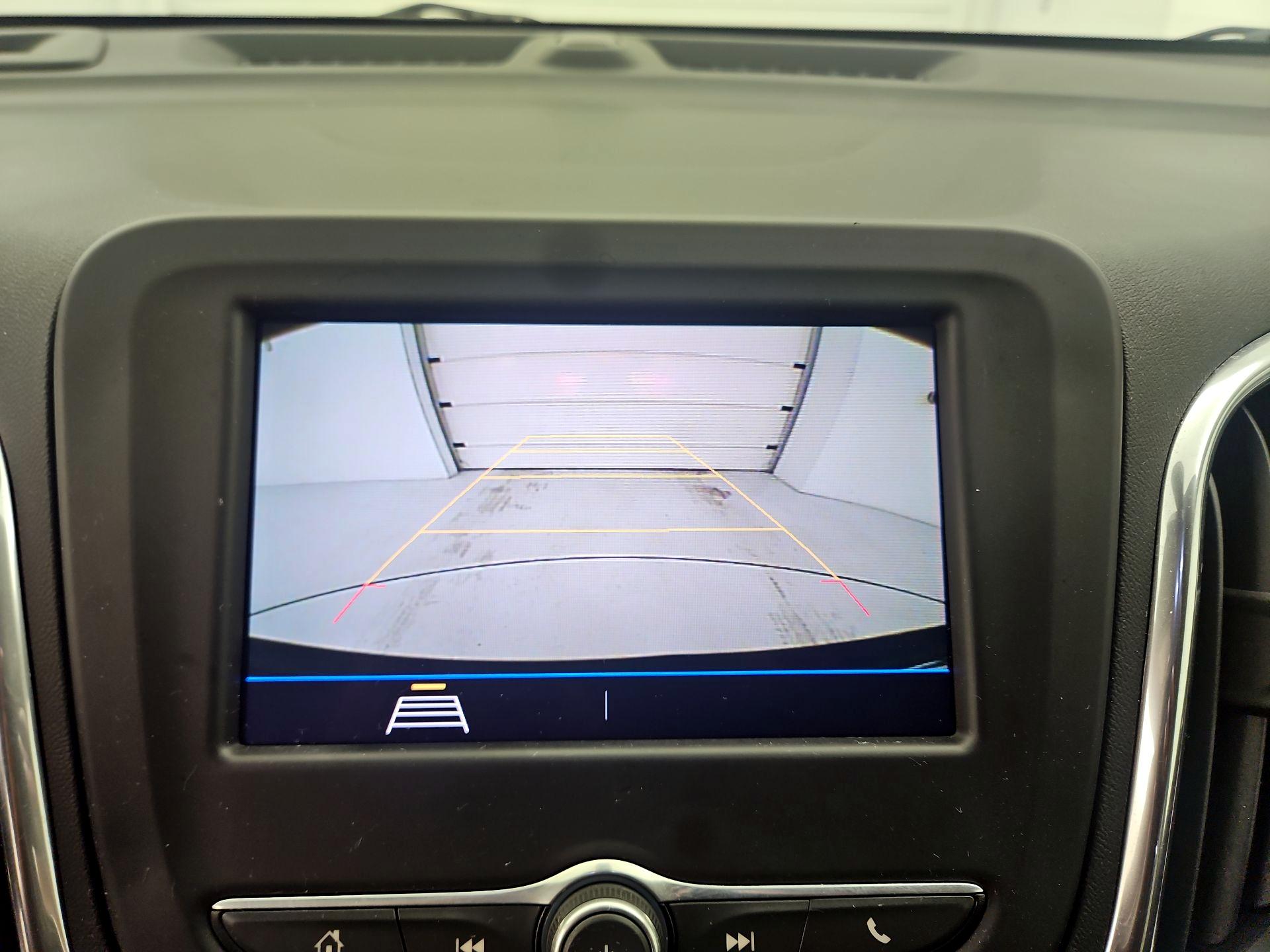 Thumbnail: 2020 Chevrolet Equinox - 15