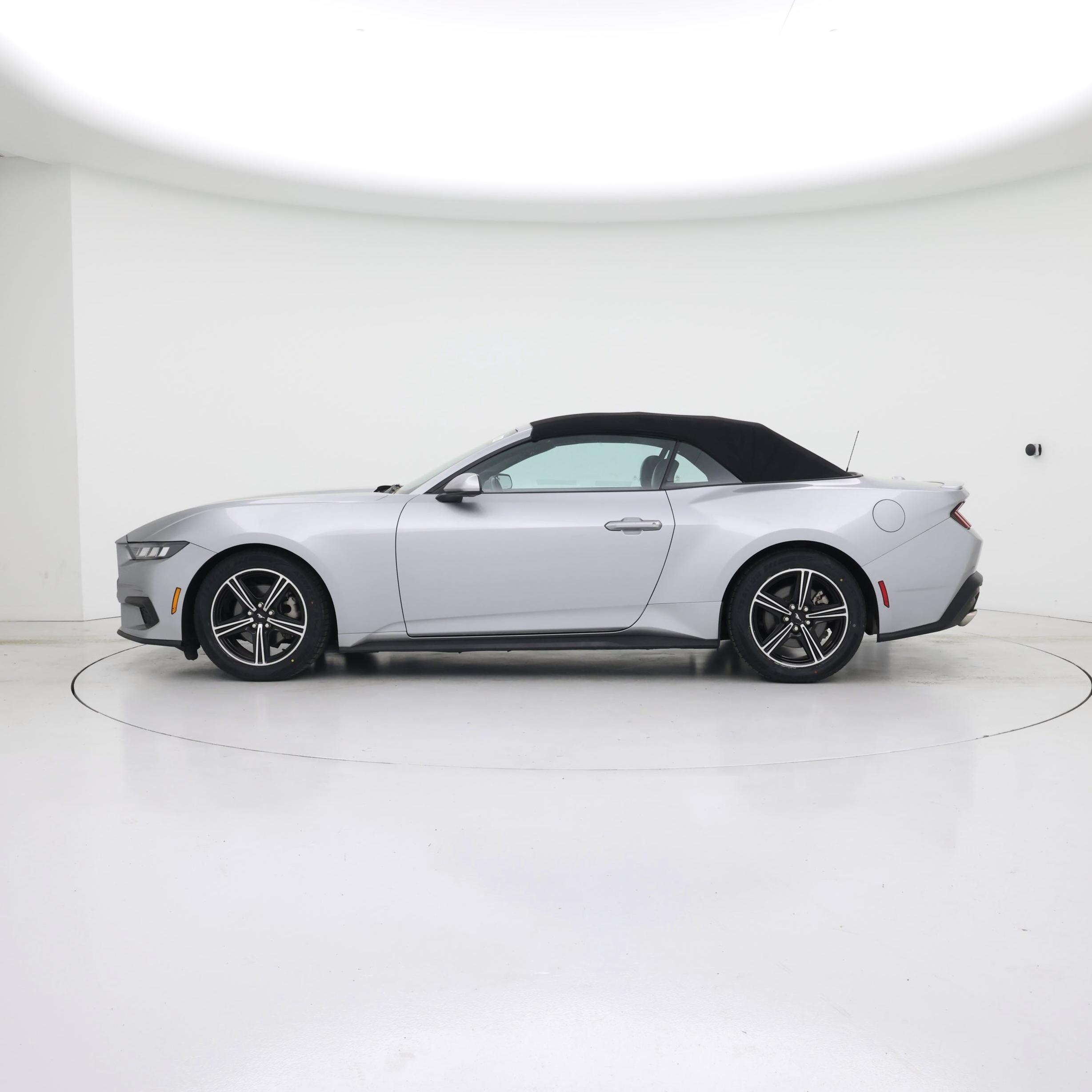 Thumbnail: 2024 Ford Mustang - 3