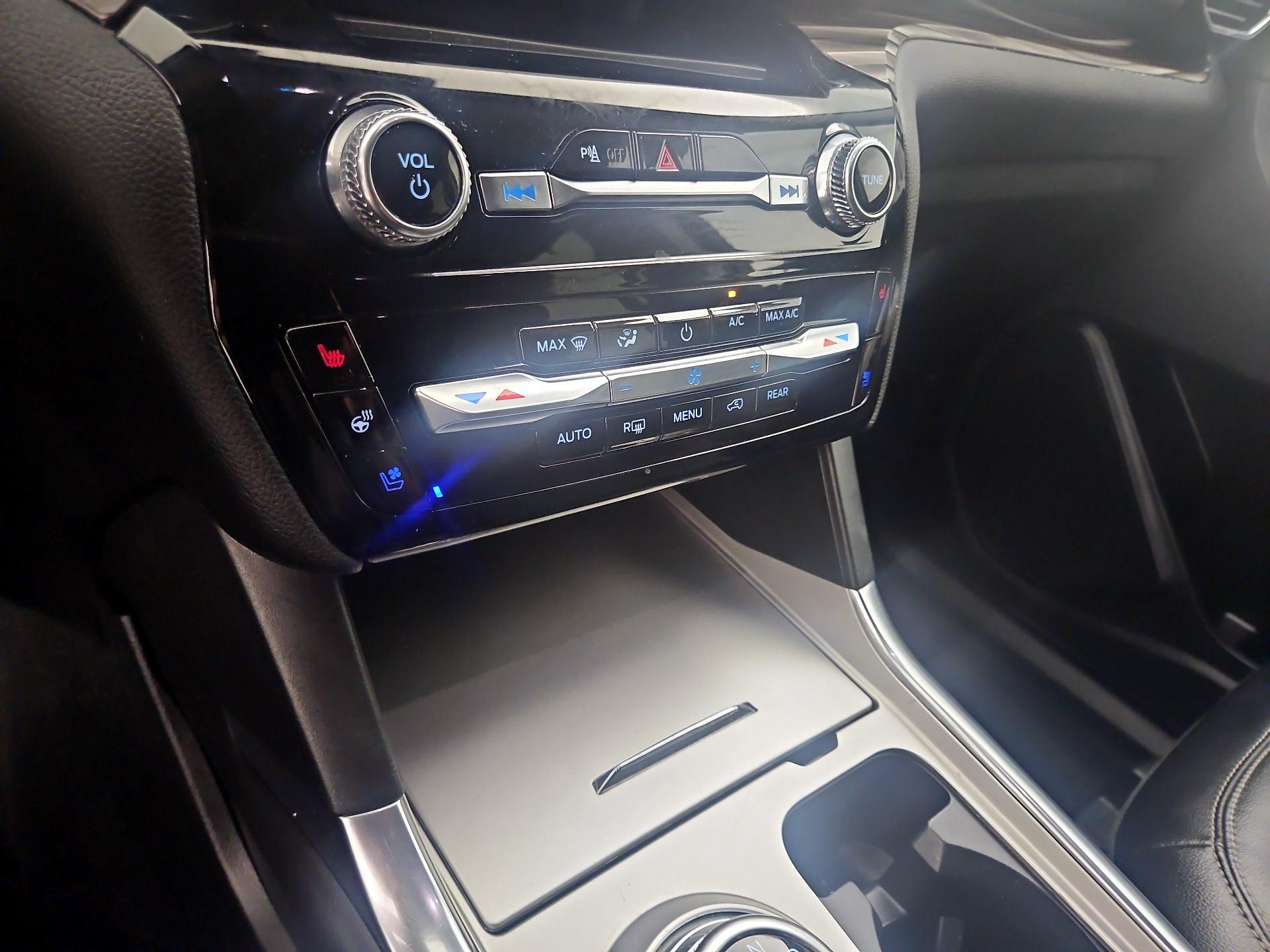 Thumbnail: 2023 Ford Explorer - 17