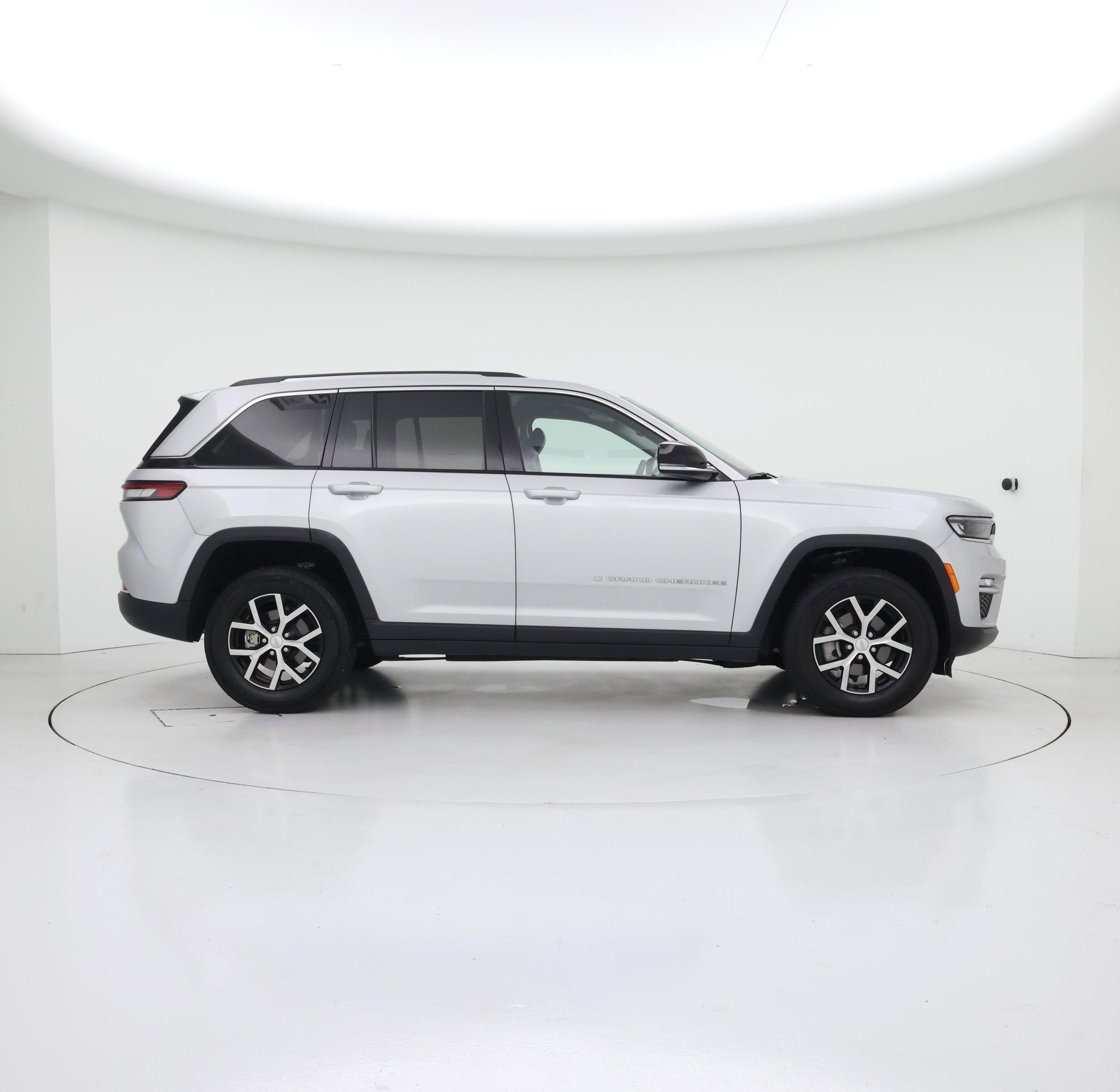 Thumbnail: 2023 Jeep Grand Cherokee - 7