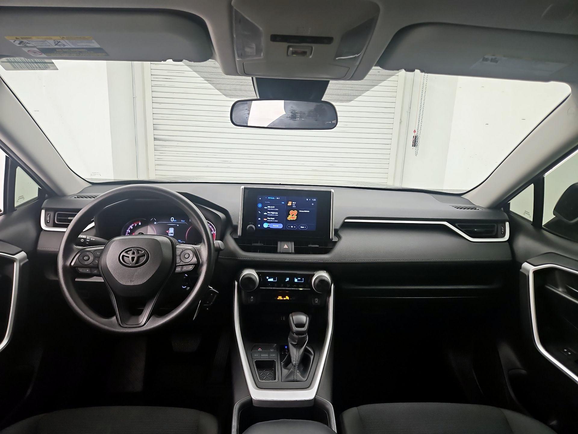 Thumbnail: 2024 Toyota RAV4 - 9