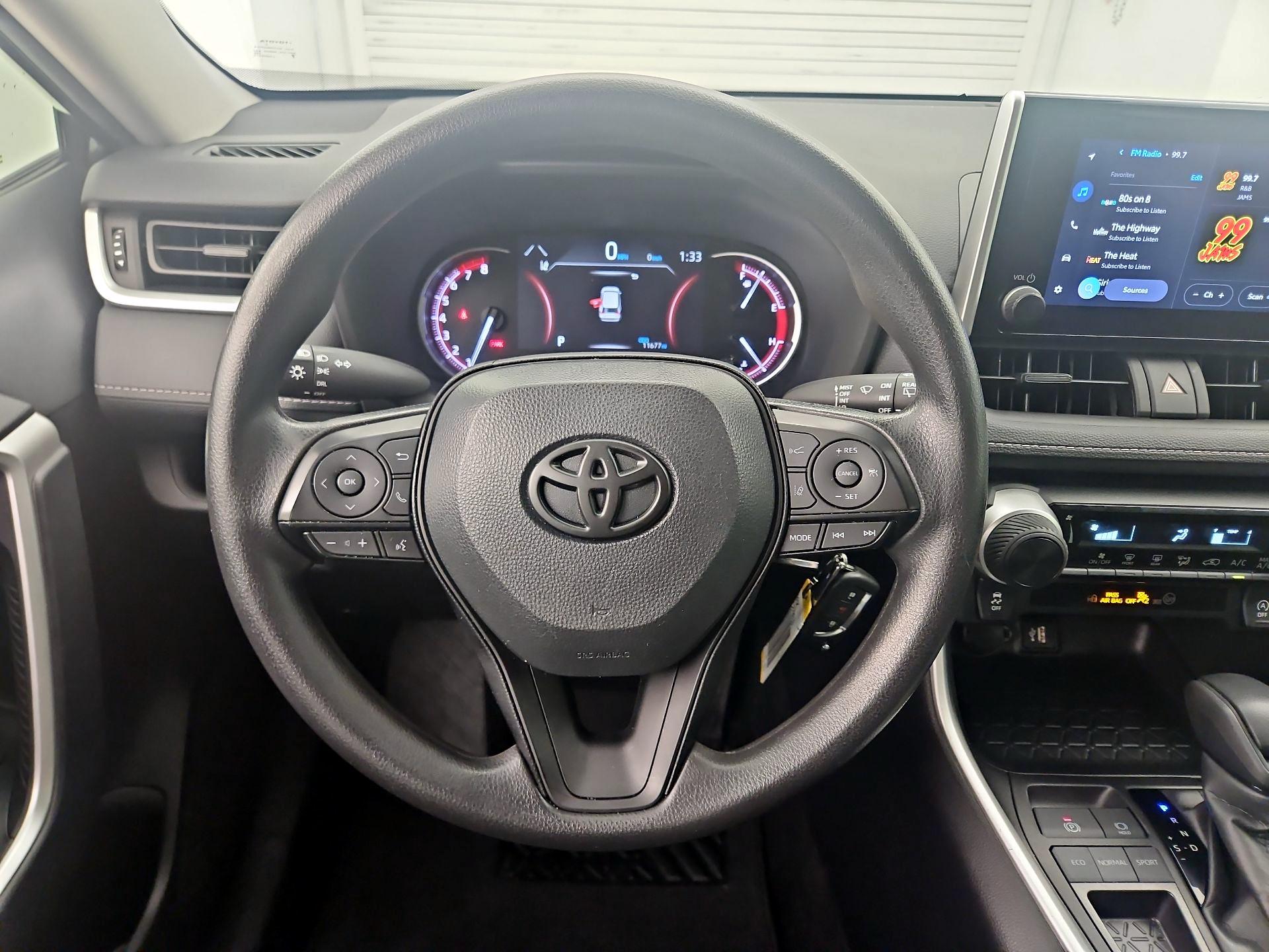 Thumbnail: 2024 Toyota RAV4 - 10