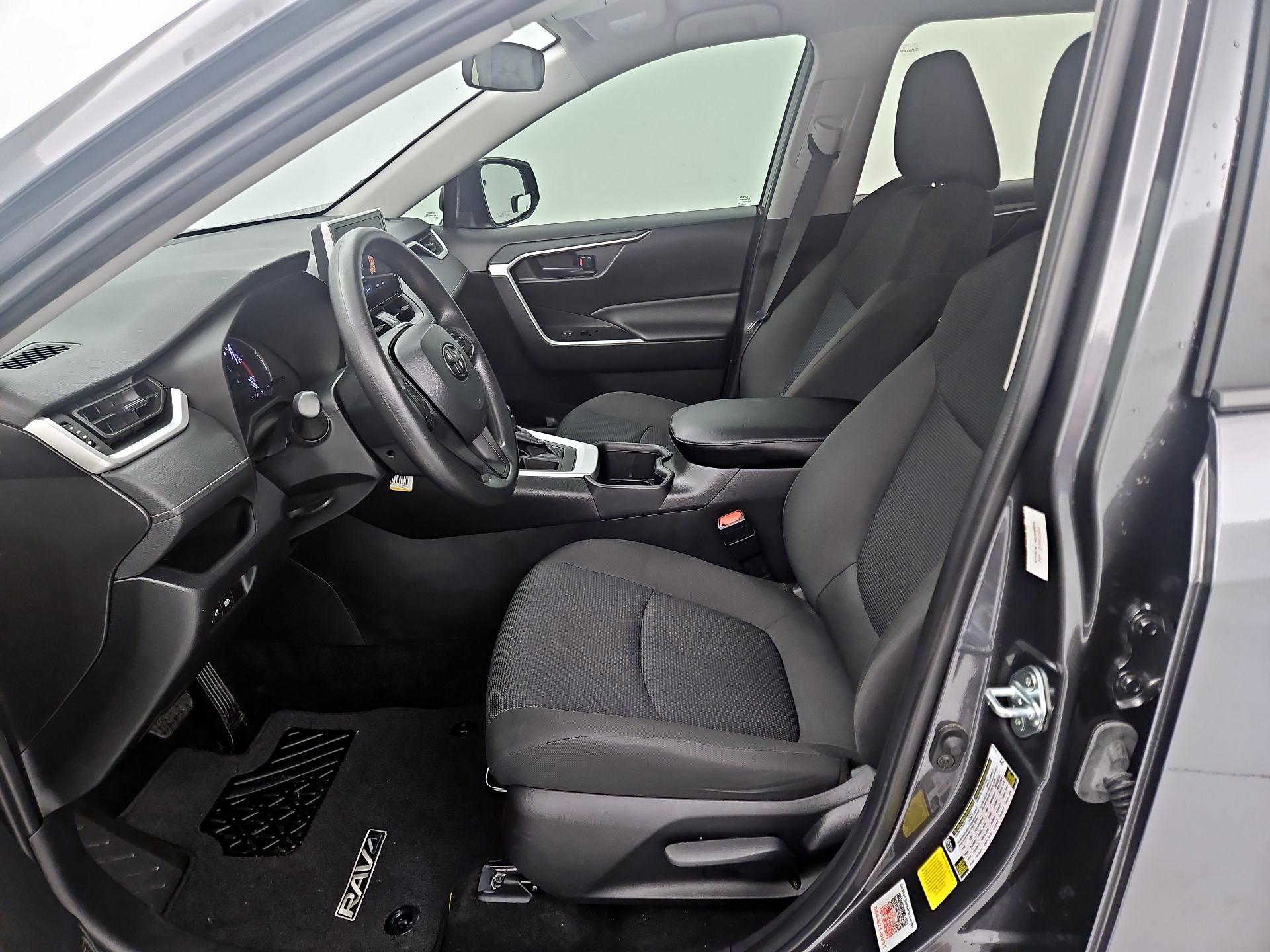 Thumbnail: 2024 Toyota RAV4 - 11