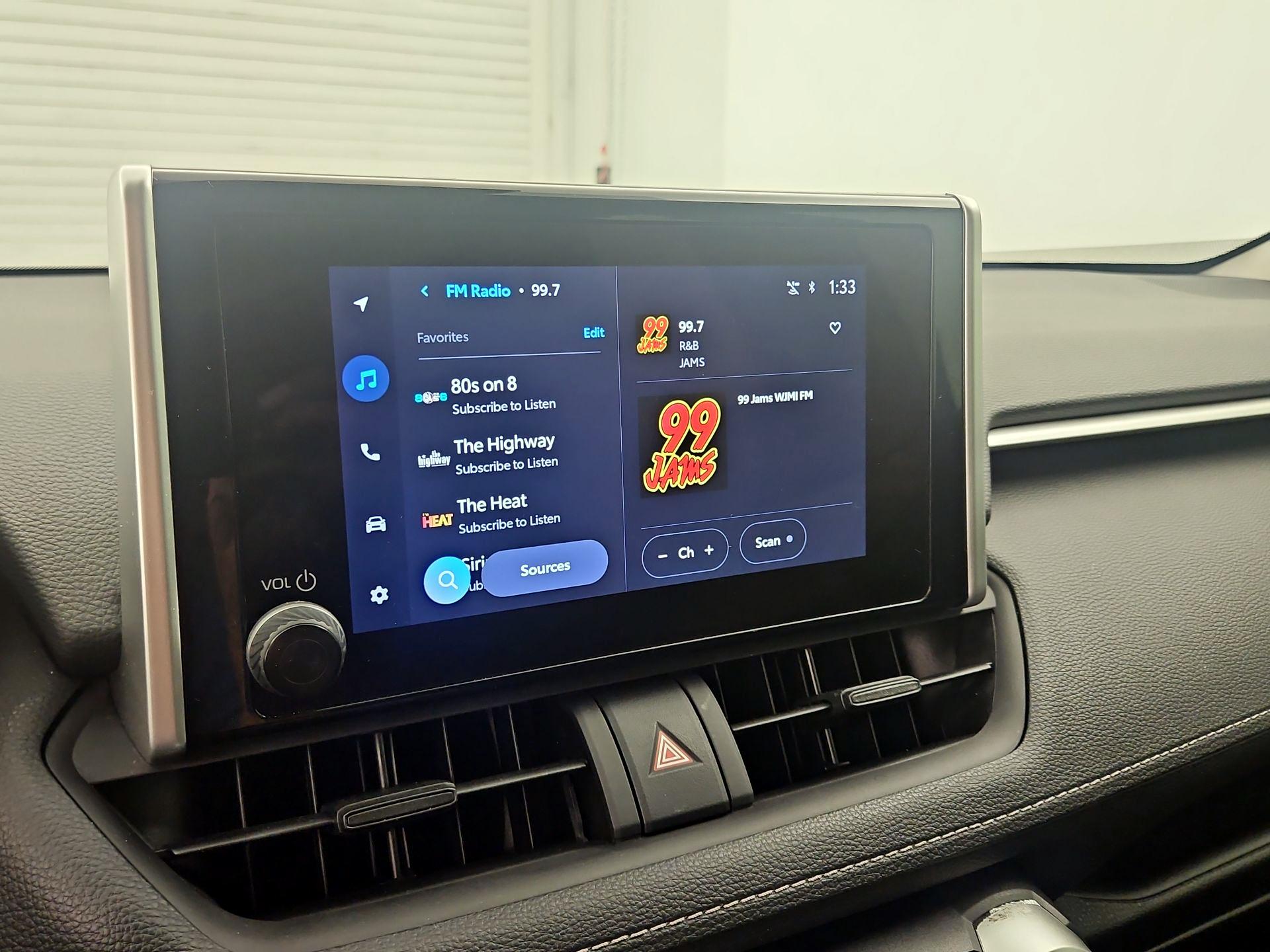 Thumbnail: 2024 Toyota RAV4 - 15