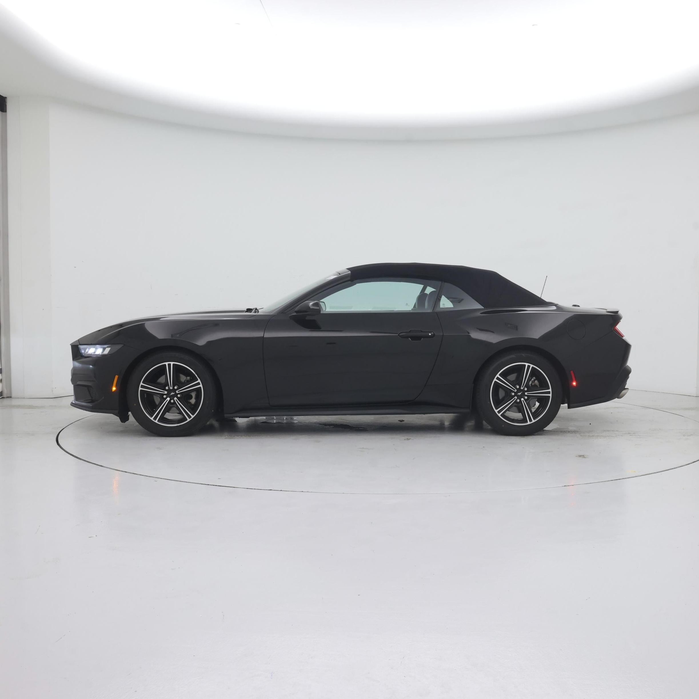 Thumbnail: 2024 Ford Mustang - 3